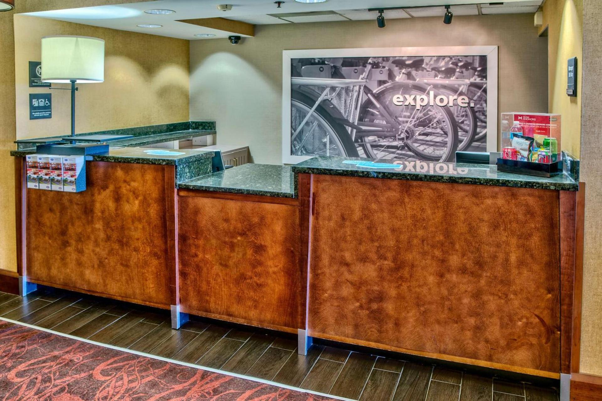 Hampton Inn Memphis / Southaven photo 2