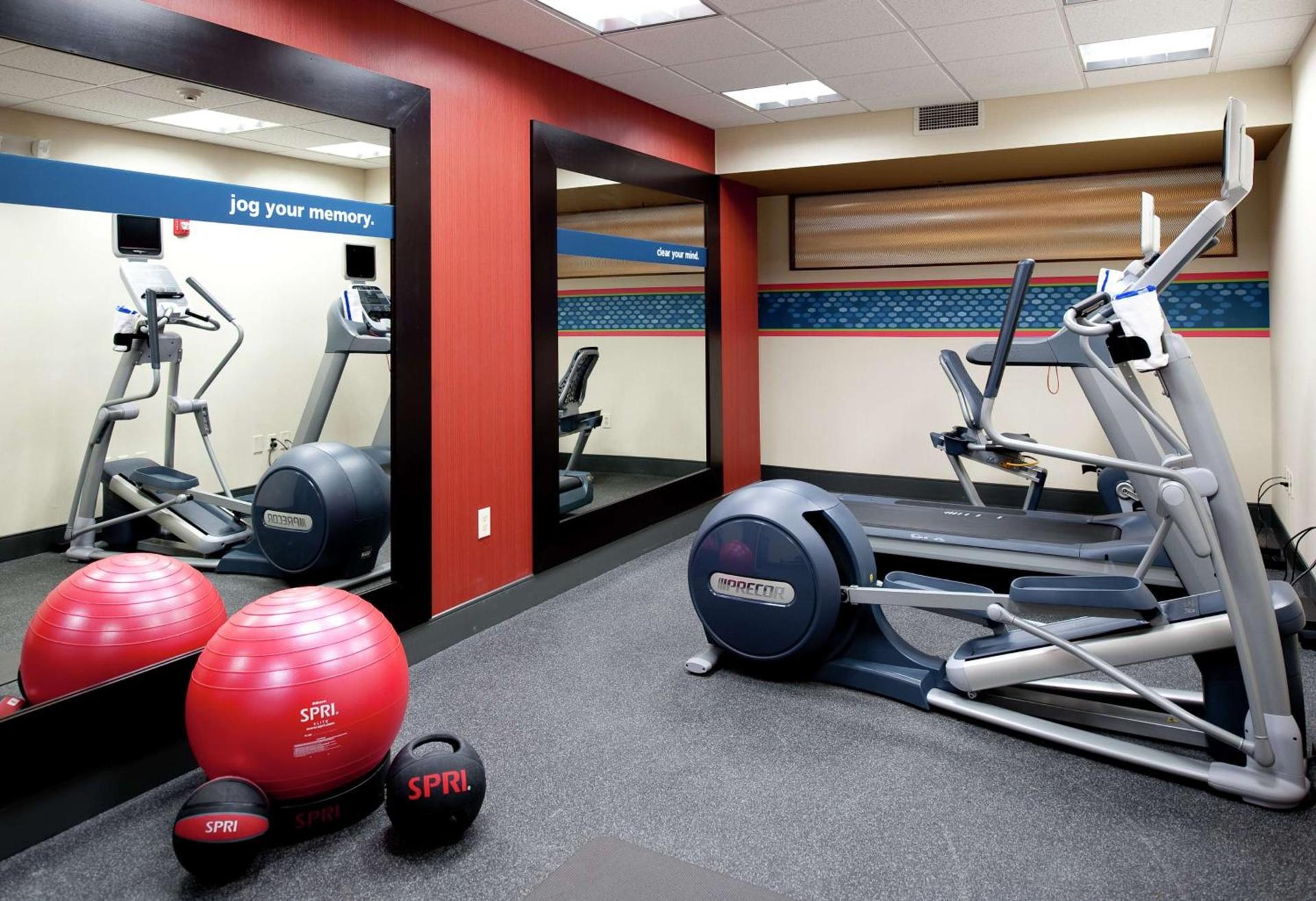 Hampton Inn Memphis / Southaven photo 8