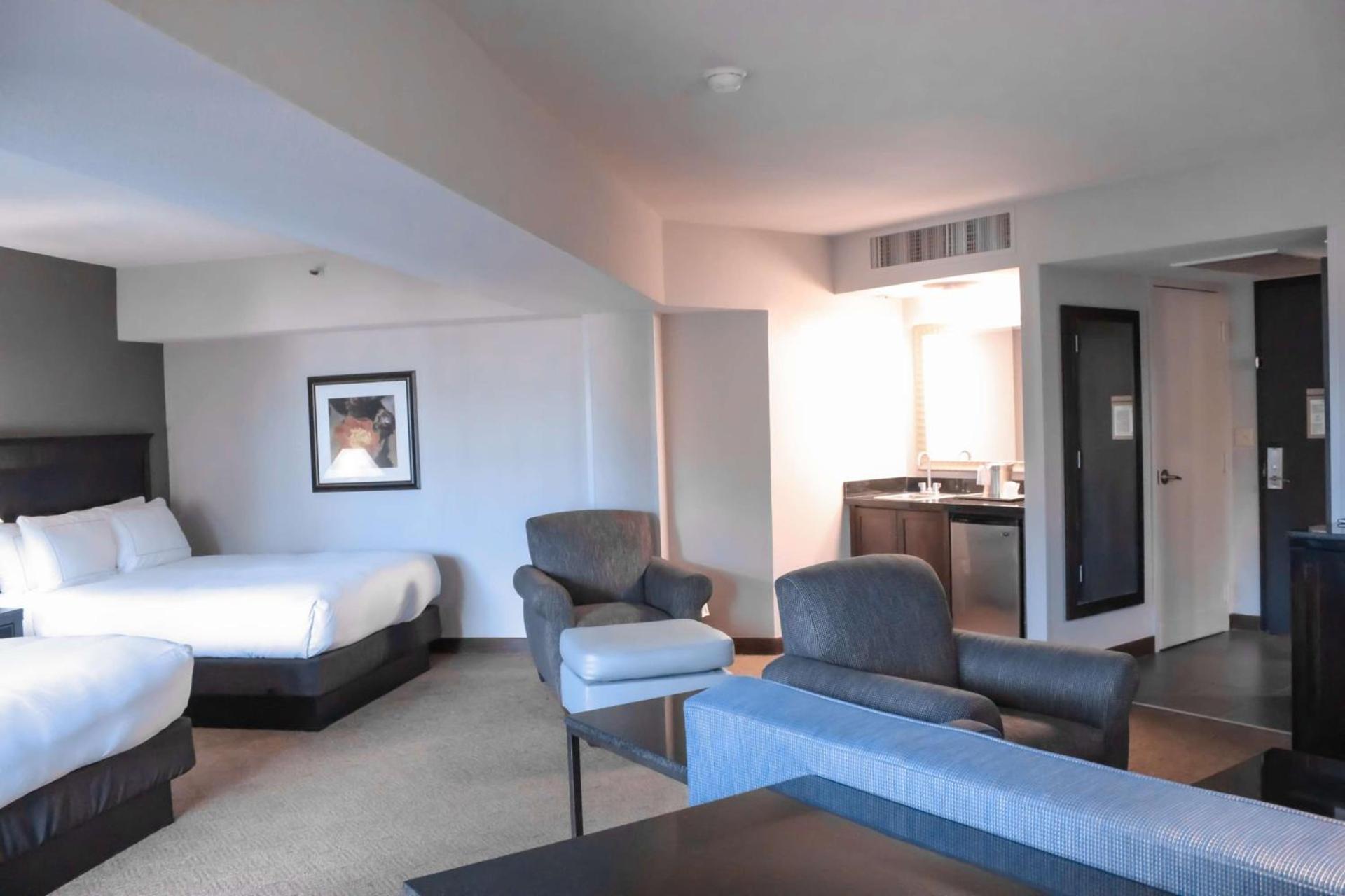 Doubletree by Hilton Phoenix Mesa photo 17