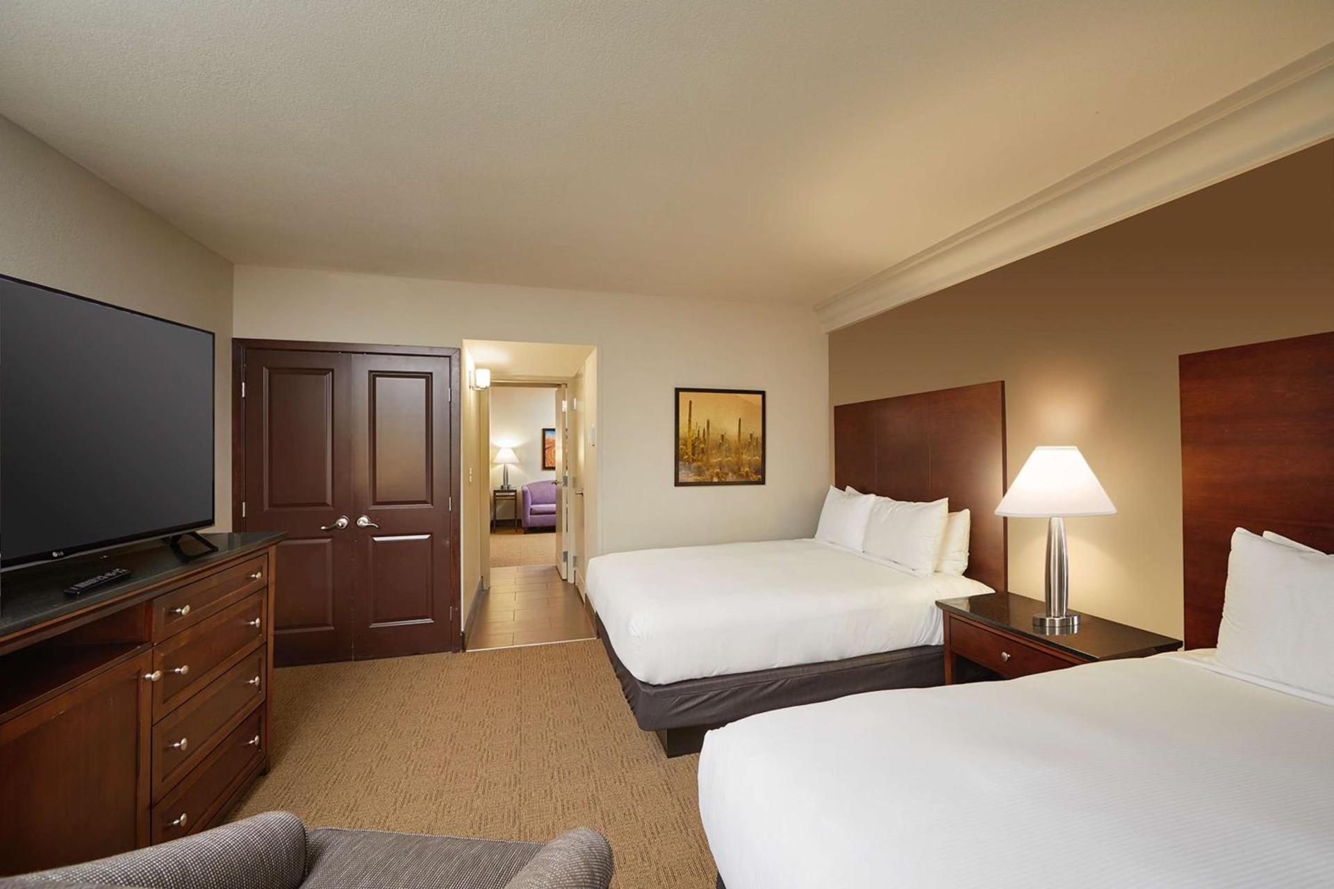 Doubletree by Hilton Phoenix Mesa photo 34