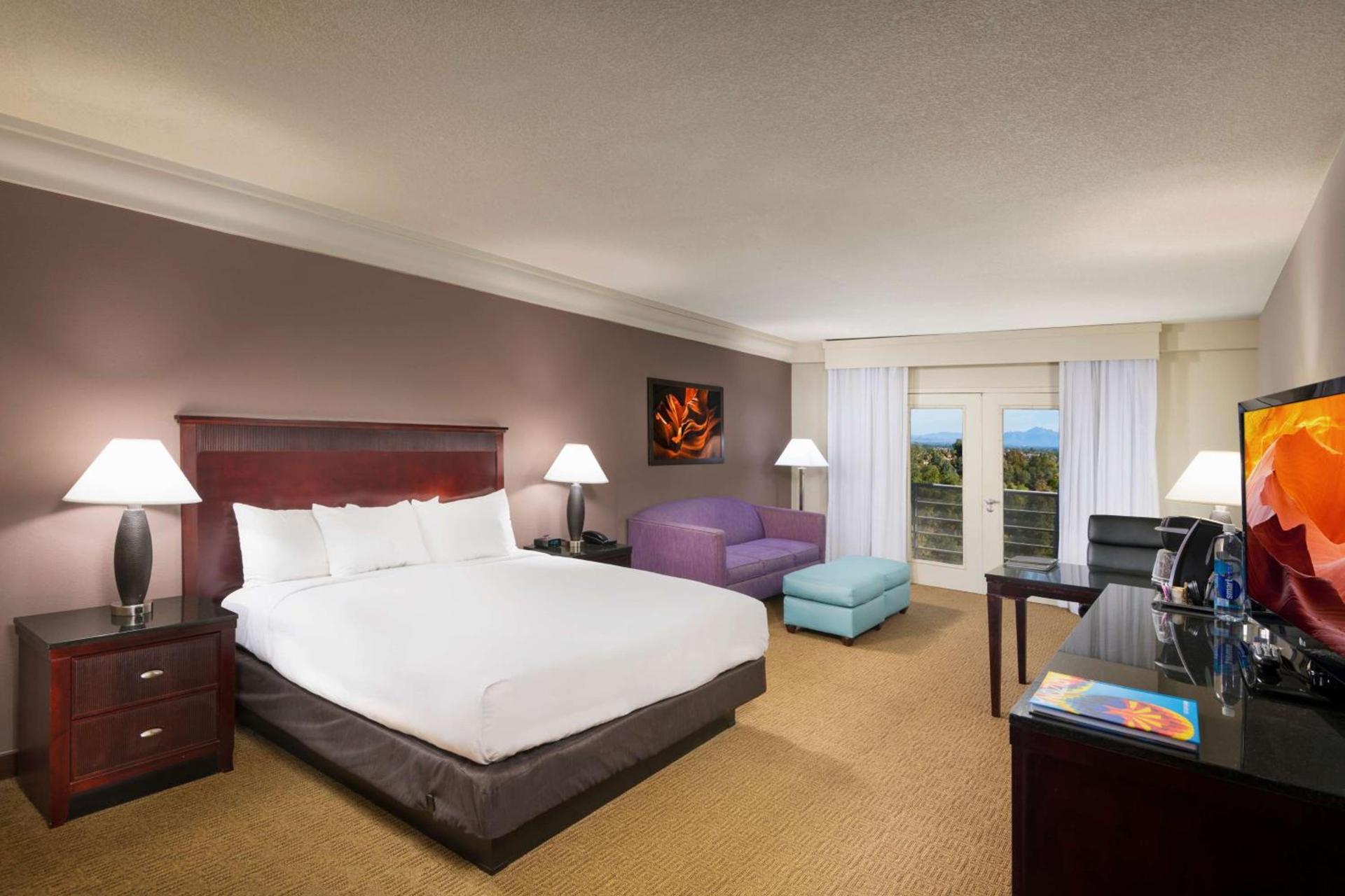 Doubletree by Hilton Phoenix Mesa photo 40