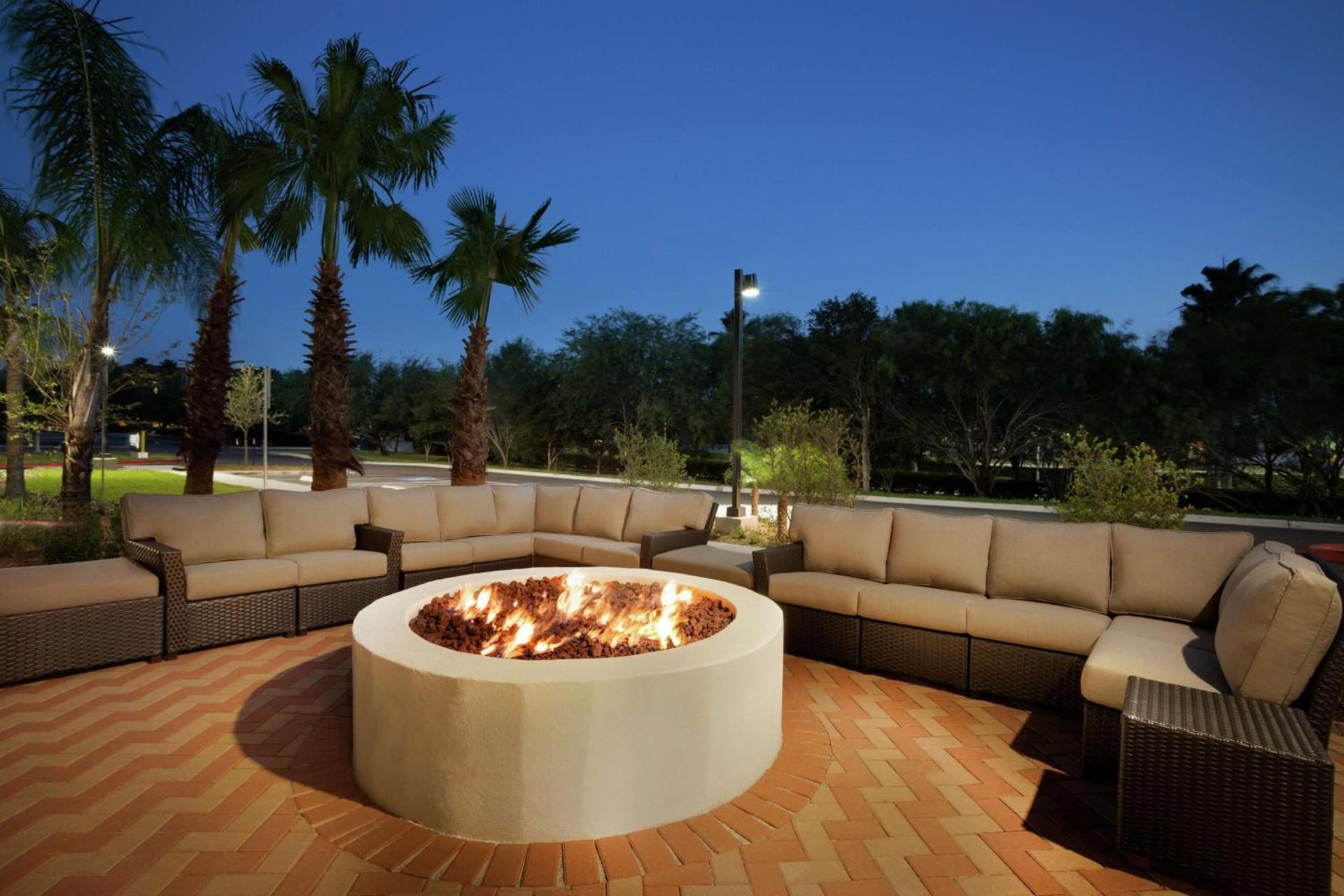 Home2 Suites By Hilton McAllen photo 2