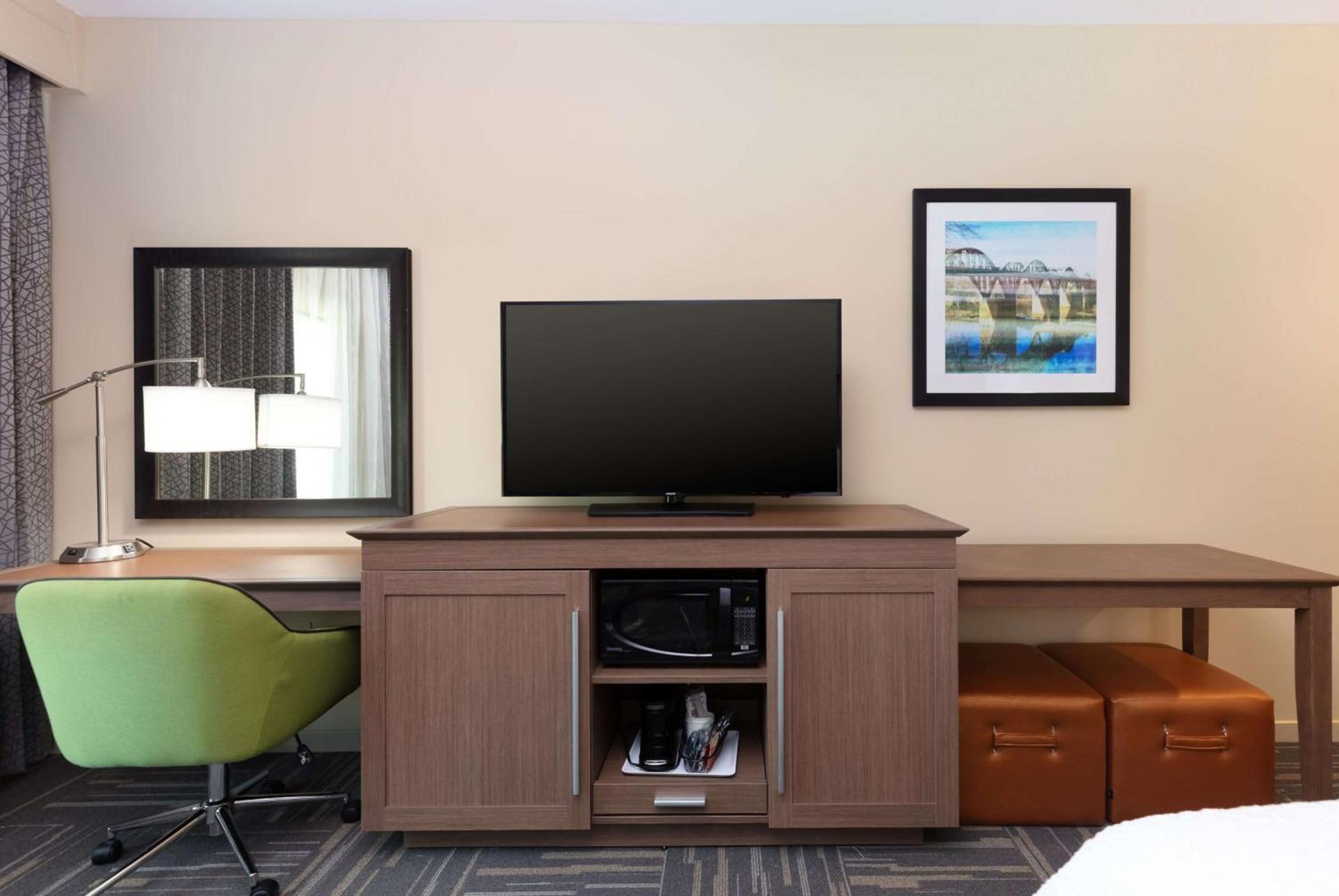 Hampton Inn Wetumpka photo 16