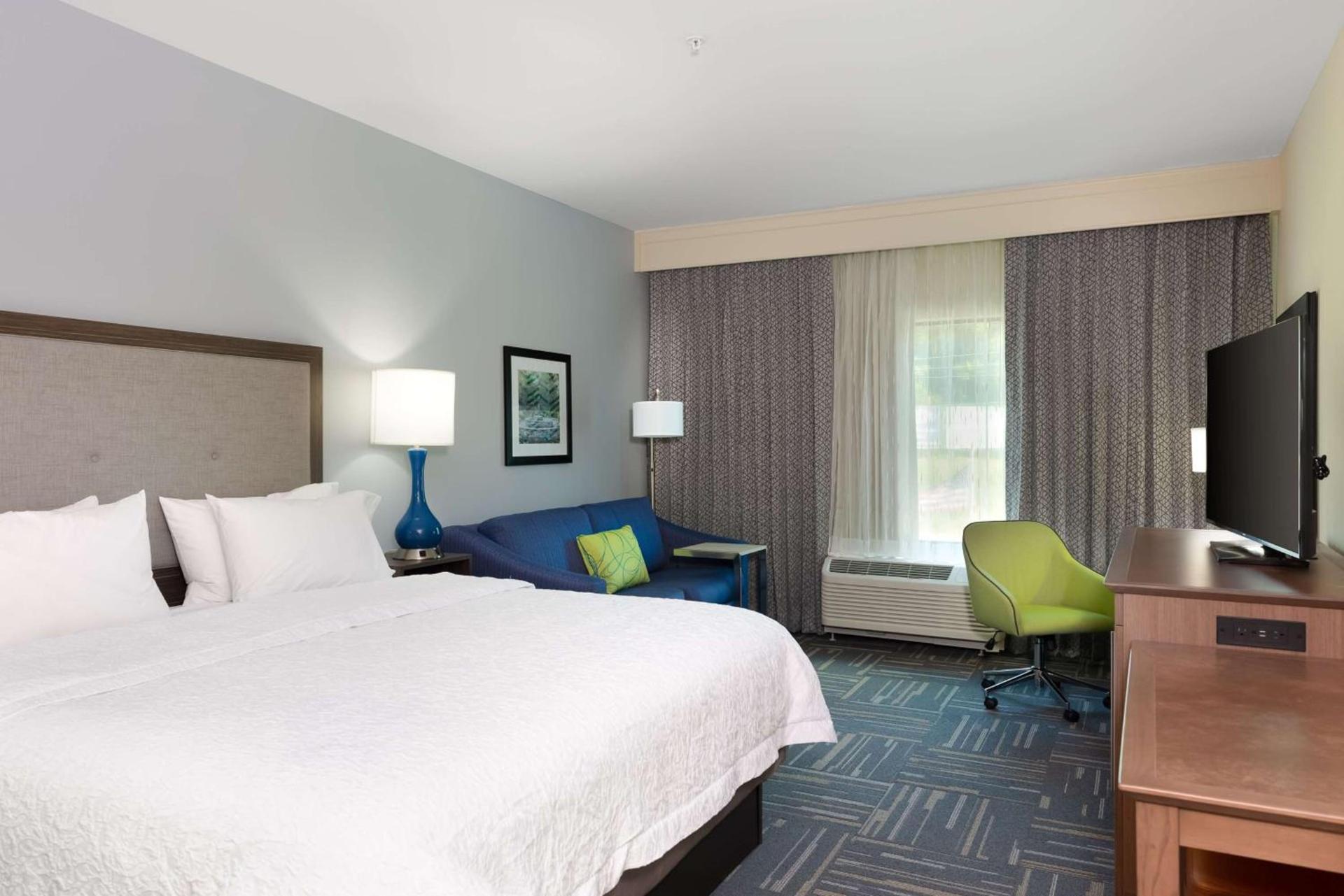 Hampton Inn Wetumpka photo 23