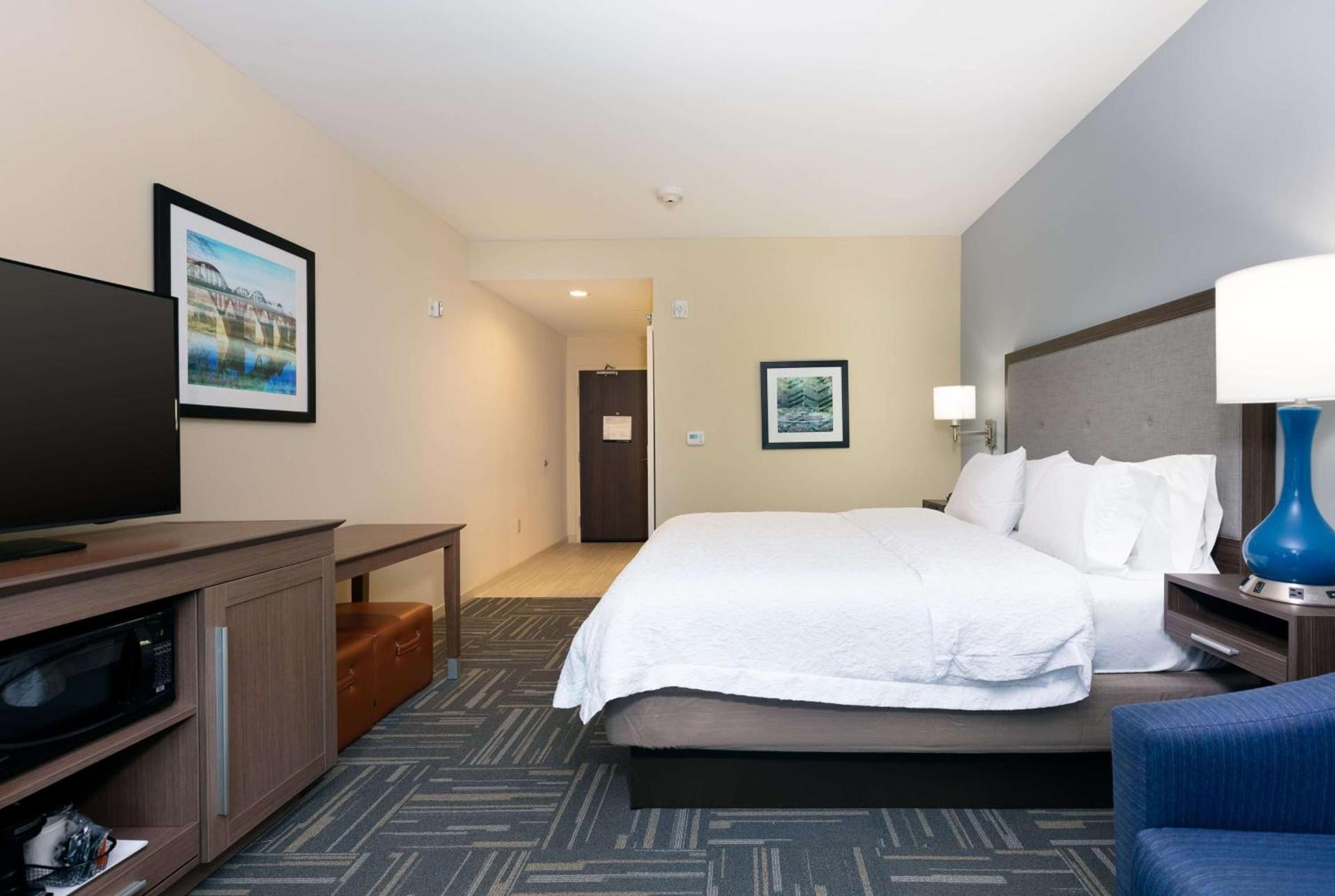 Hampton Inn Wetumpka photo 30