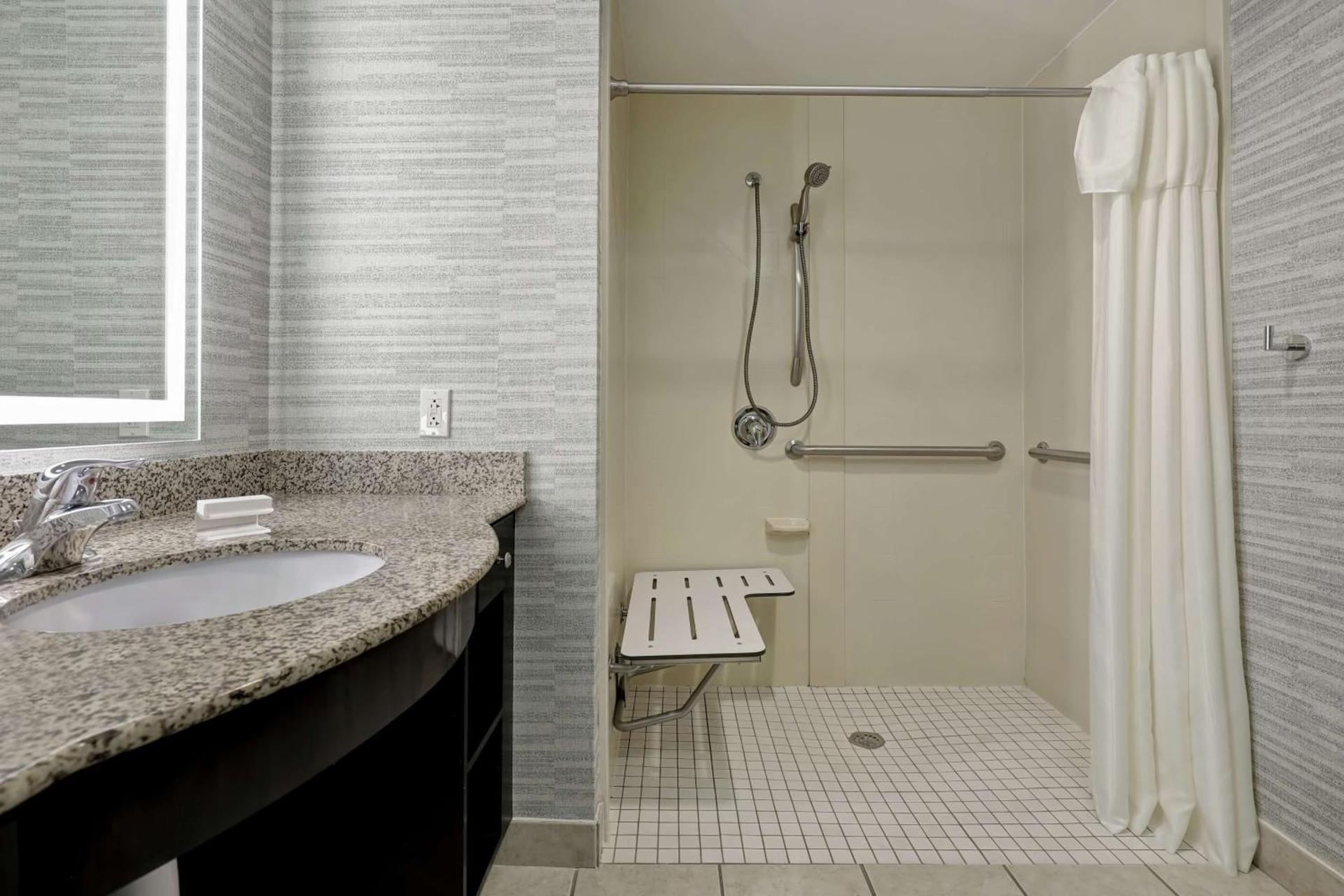 Homewood Suites by Hilton McAllen photo 21
