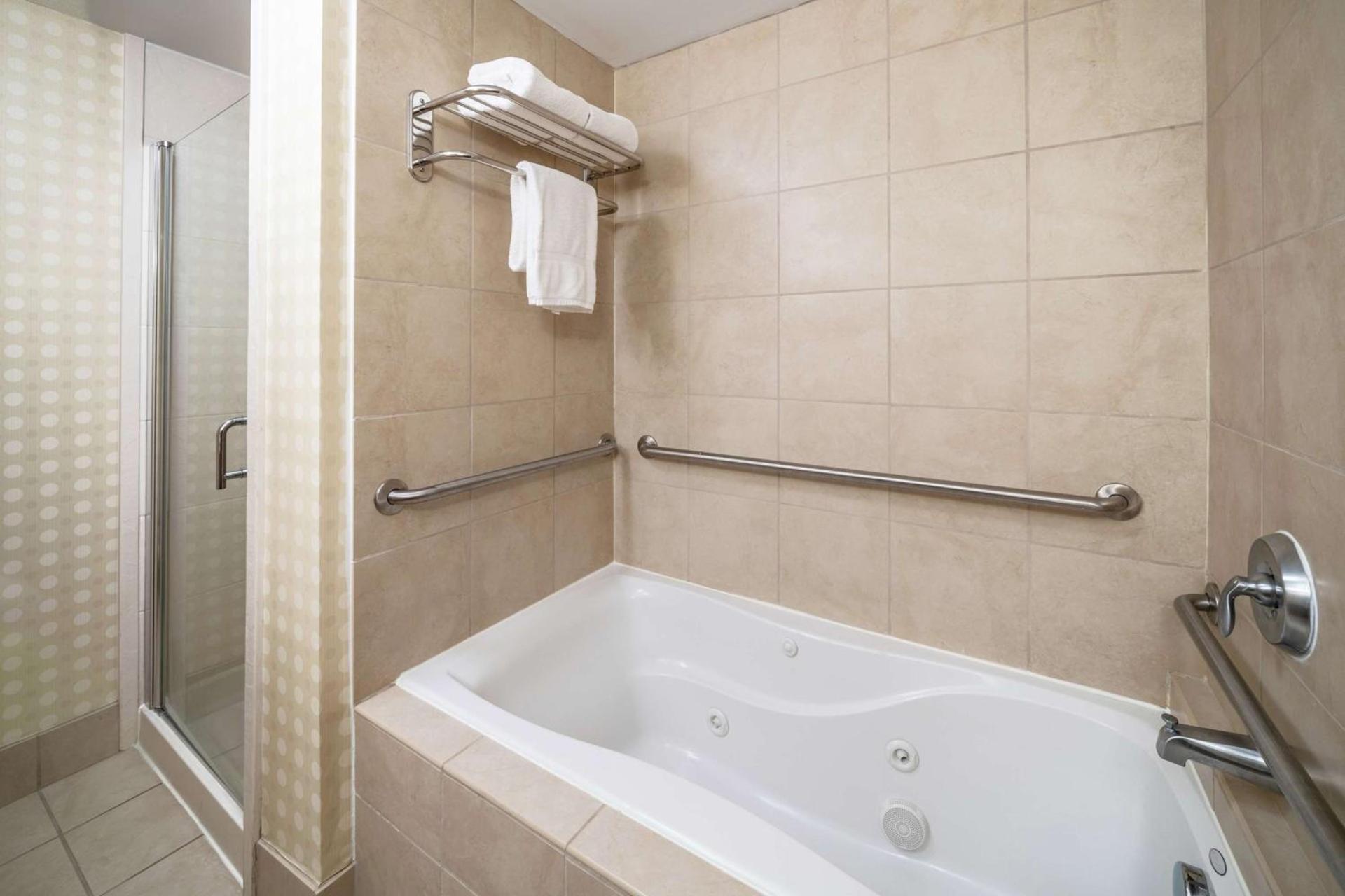 Hilton Garden Inn Morgantown photo 10