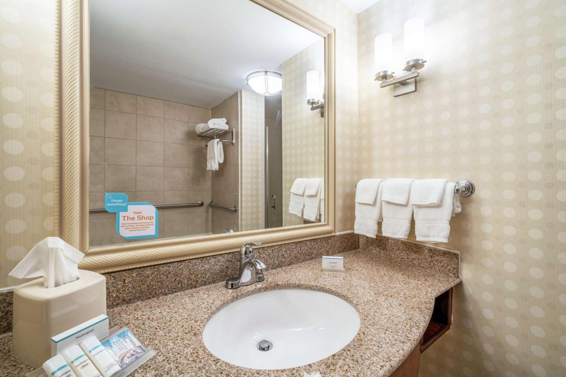 Hilton Garden Inn Morgantown photo 11