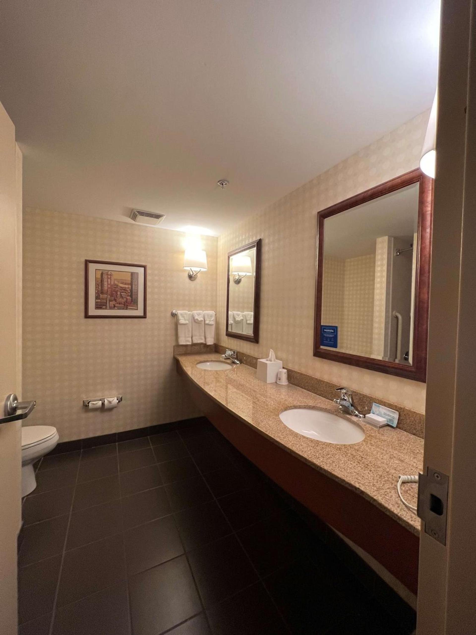 Hilton Garden Inn Manchester Downtown photo 49