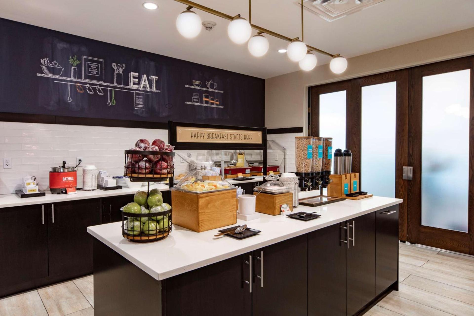 Hampton Inn & Suites Miami Airport South/Blue Lagoon photo 13
