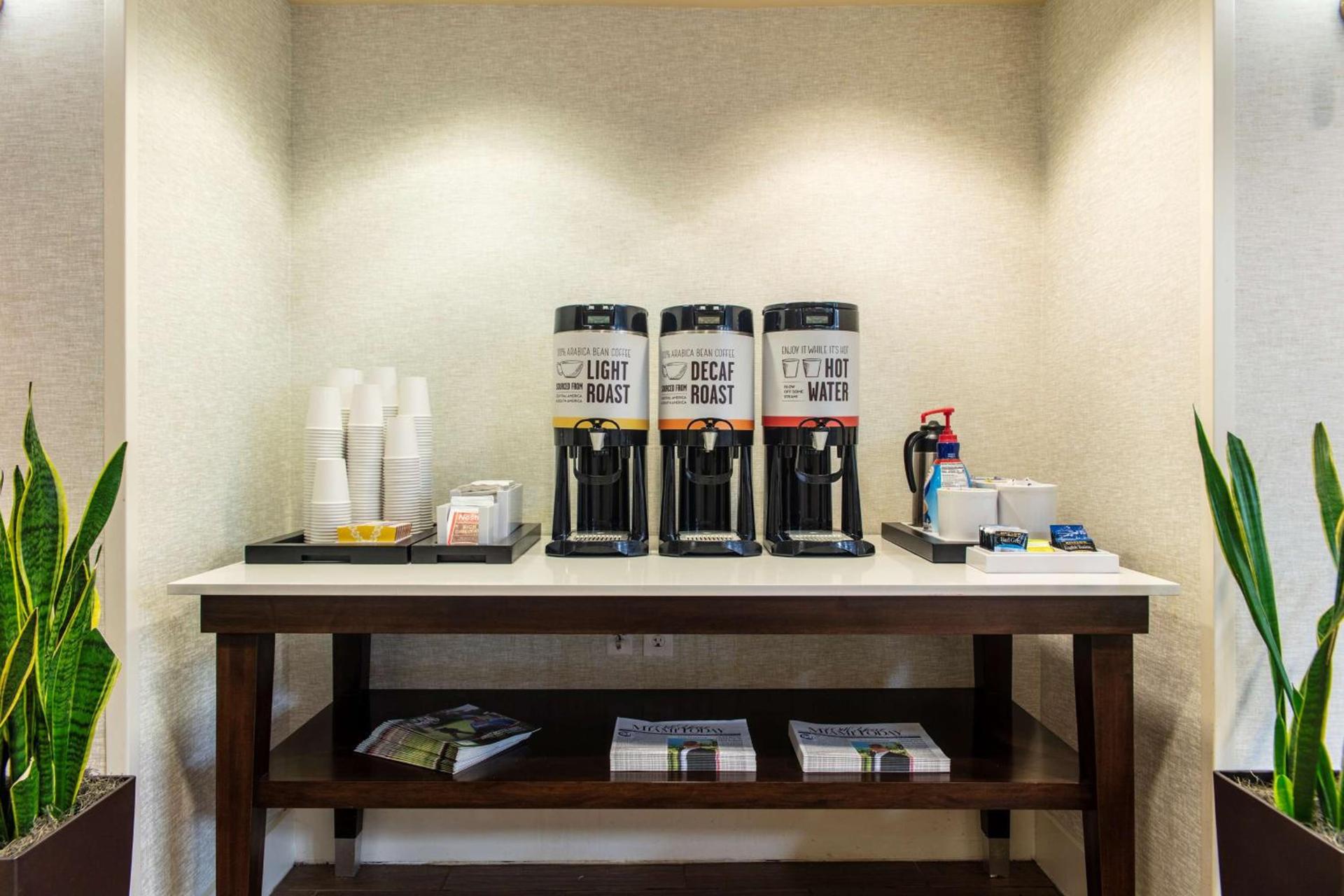 Hampton Inn & Suites Miami Airport South/Blue Lagoon photo 14