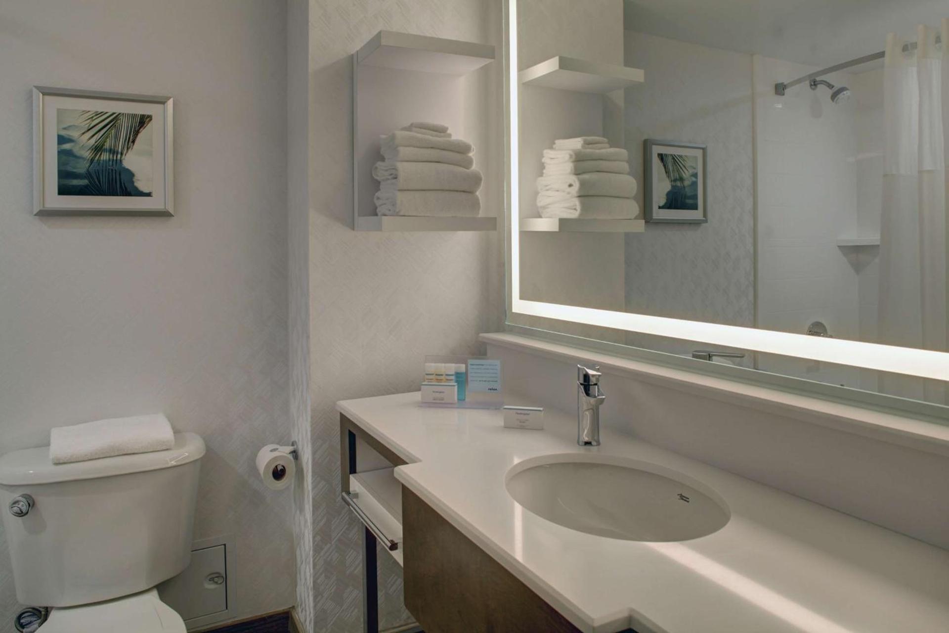 Hampton Inn & Suites Miami Airport South/Blue Lagoon photo 25