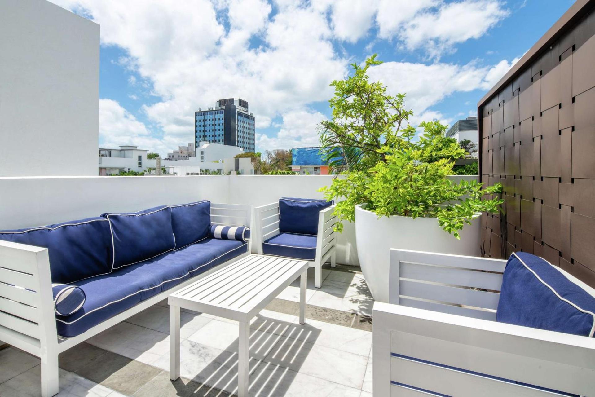 Gale South Beach, Curio Collection By Hilton photo 27