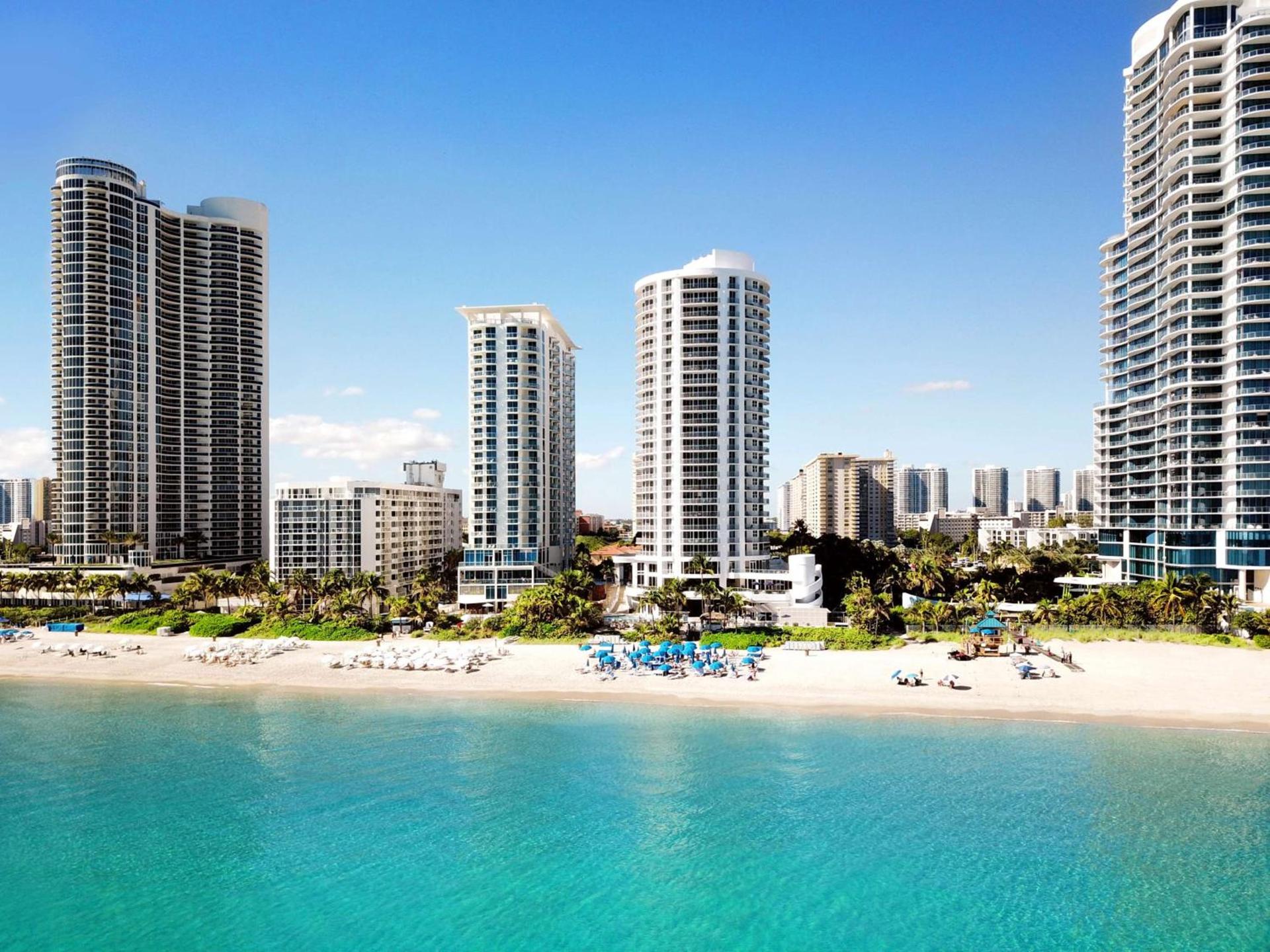 DoubleTree by Hilton Ocean Point Resort - North Miami Beach photo 11