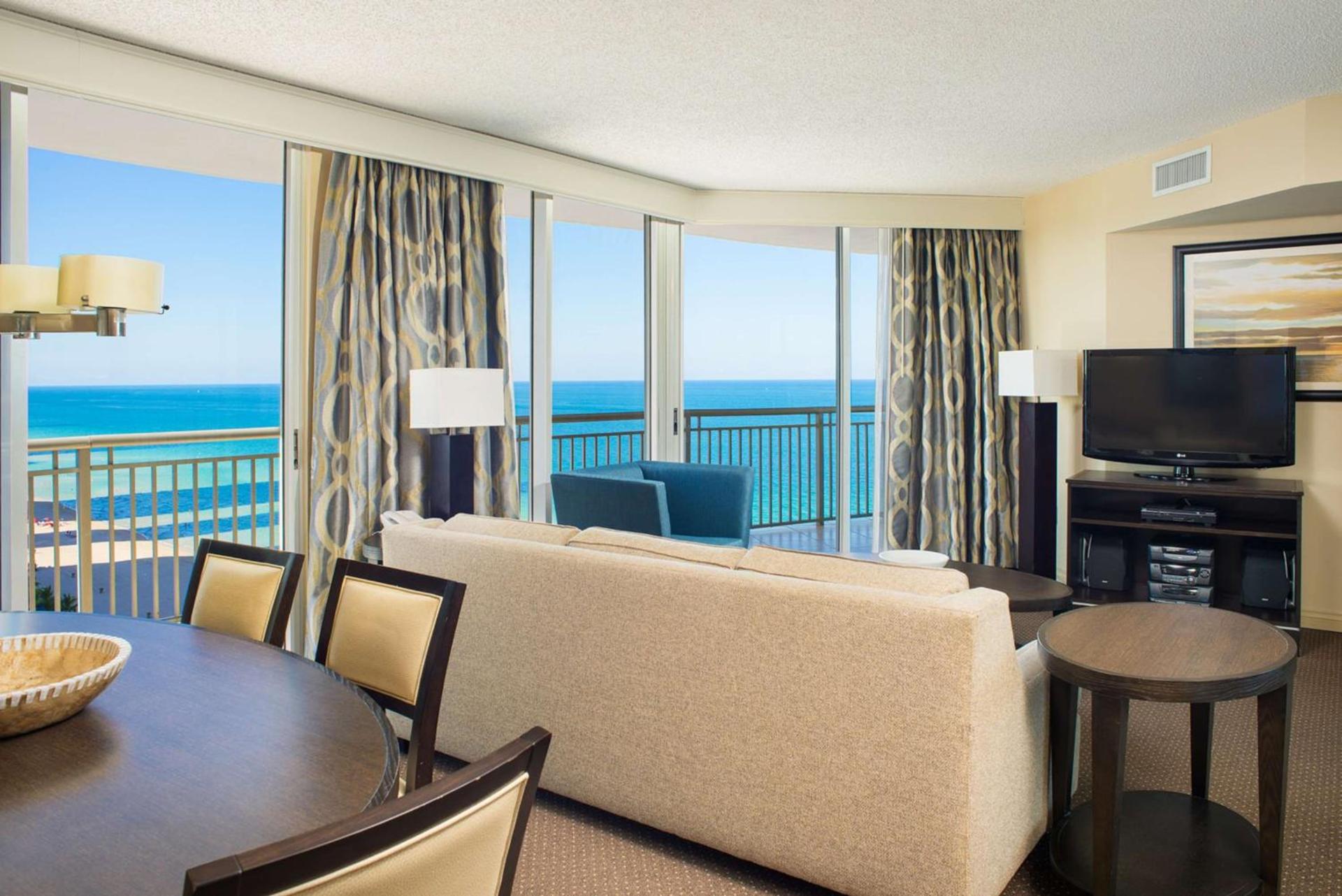 DoubleTree by Hilton Ocean Point Resort - North Miami Beach photo 38