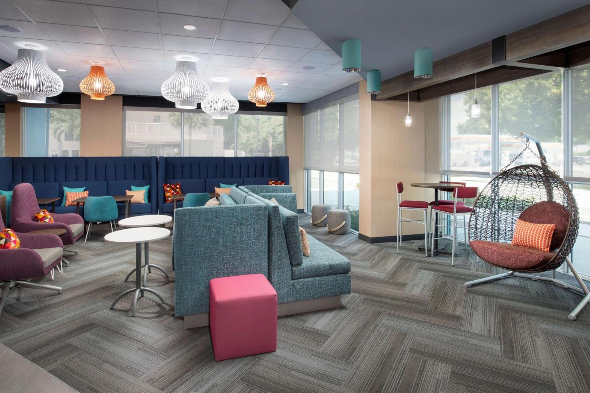 Tru By Hilton Miami West Brickell photo 5