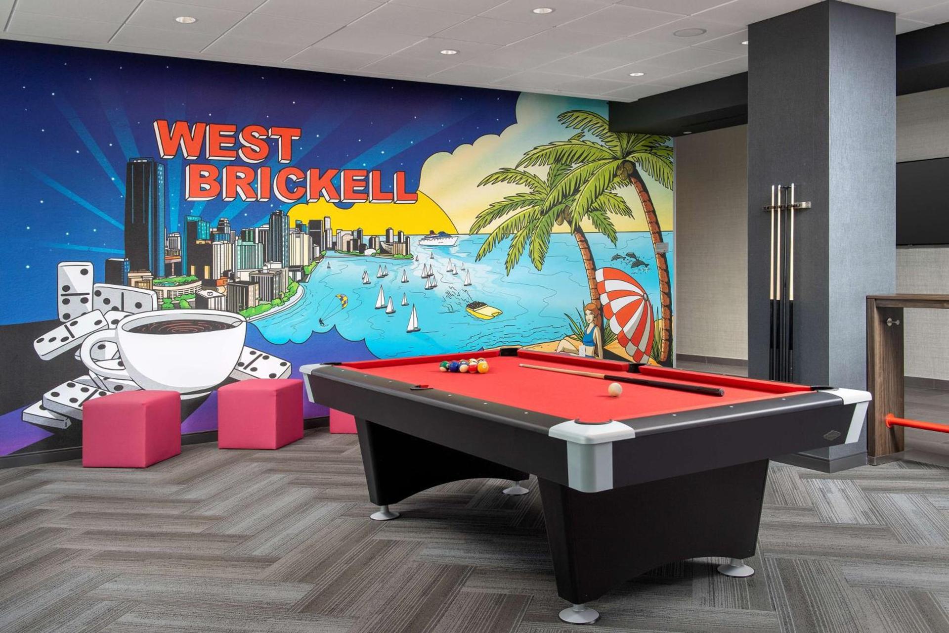 Tru By Hilton Miami West Brickell photo 2