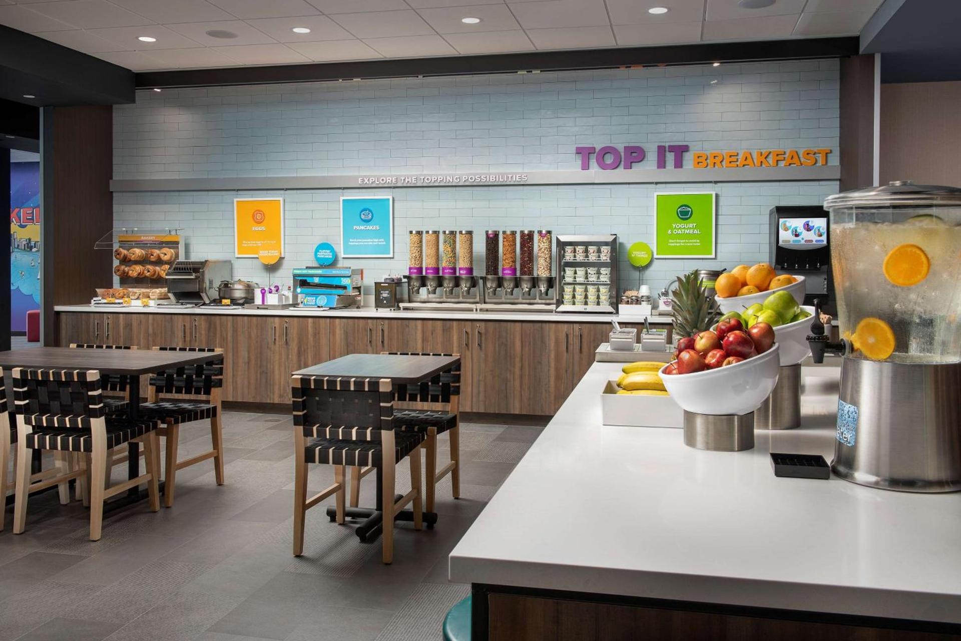 Tru By Hilton Miami West Brickell photo 11