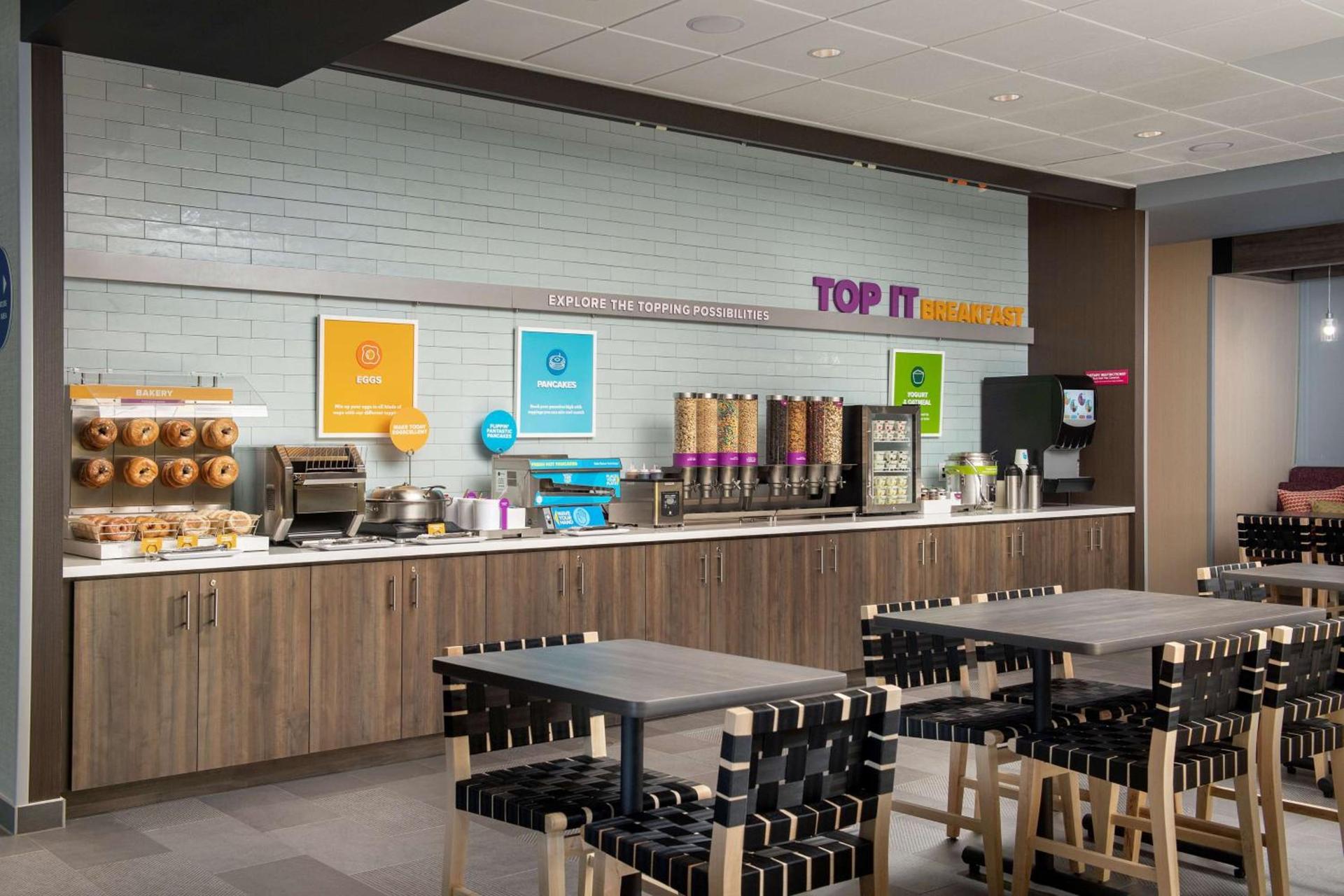 Tru By Hilton Miami West Brickell photo 12