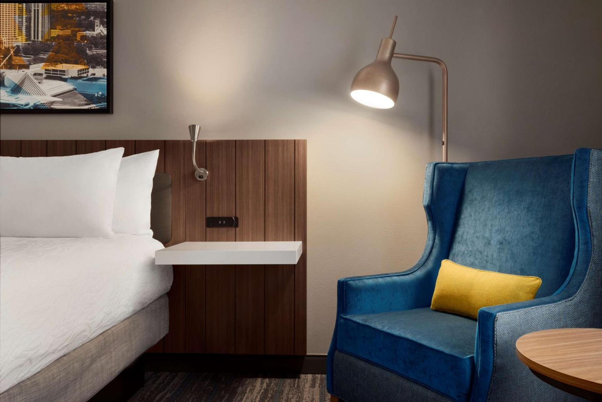 Hilton Garden Inn Milwaukee Brookfield Conference Center photo 26