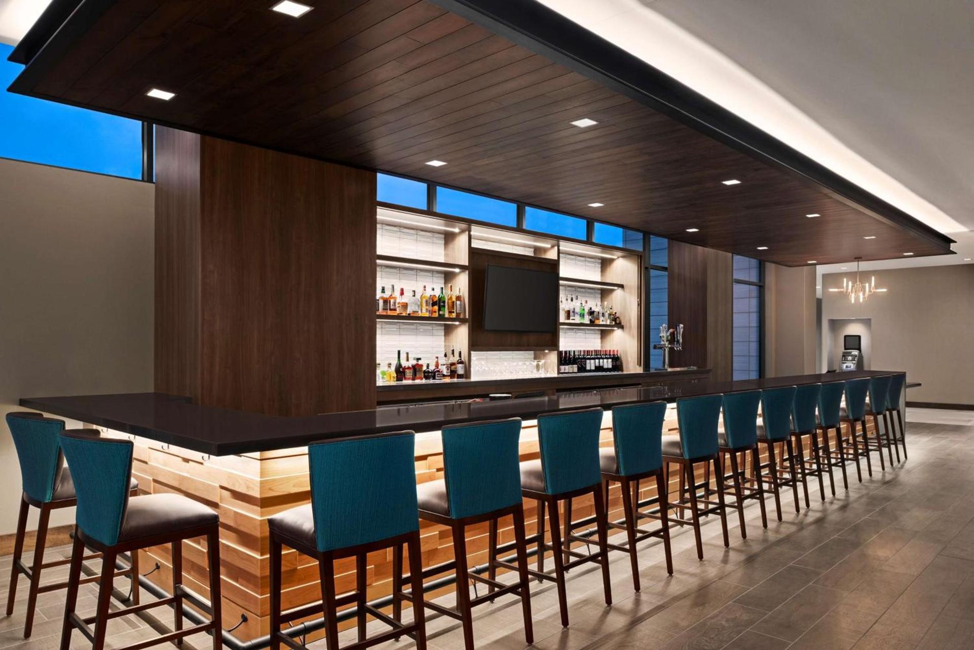 Hilton Garden Inn Milwaukee Brookfield Conference Center photo 34