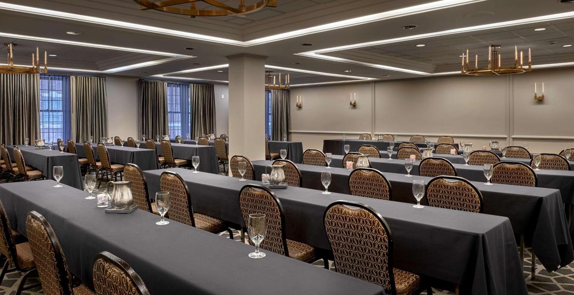 Hotel Phillips Kansas City, Curio Collection By Hilton photo 62