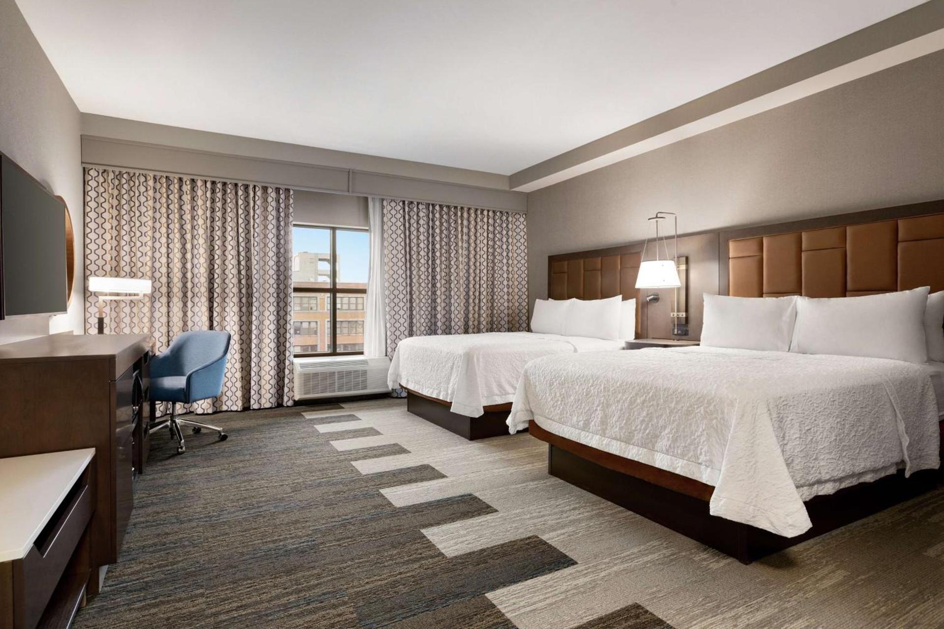 Hampton Inn Suites Kansas City Downtown Crossroads photo 27