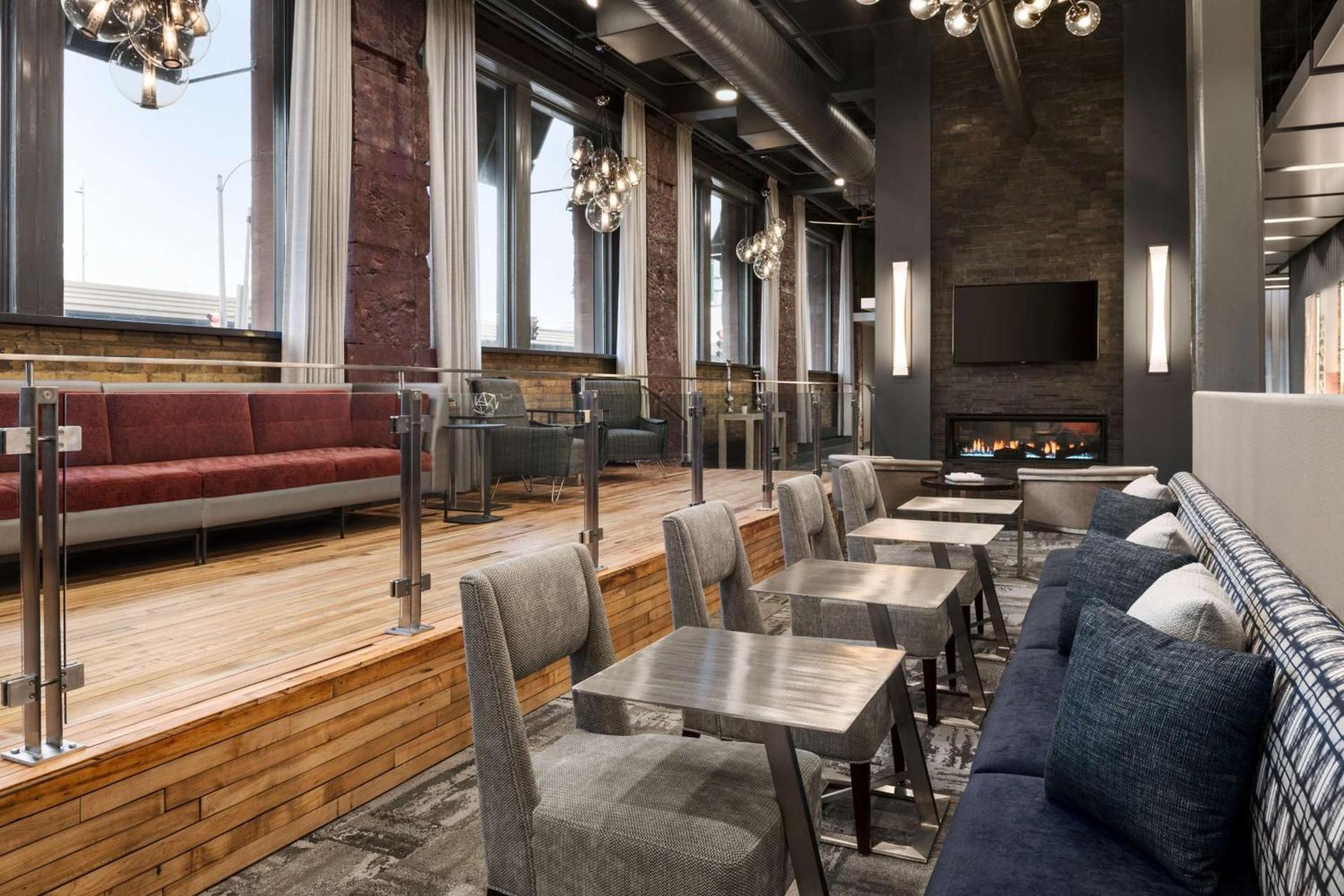 Homewood Suites By Hilton Milwaukee Downtown photo 7