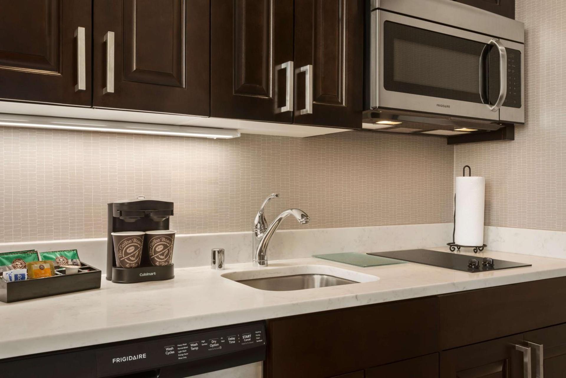 Homewood Suites By Hilton Milwaukee Downtown photo 26