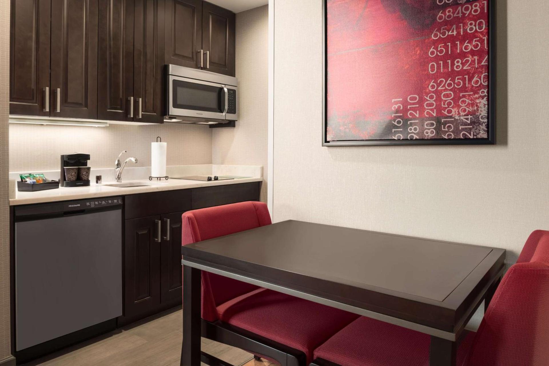 Homewood Suites By Hilton Milwaukee Downtown photo 28