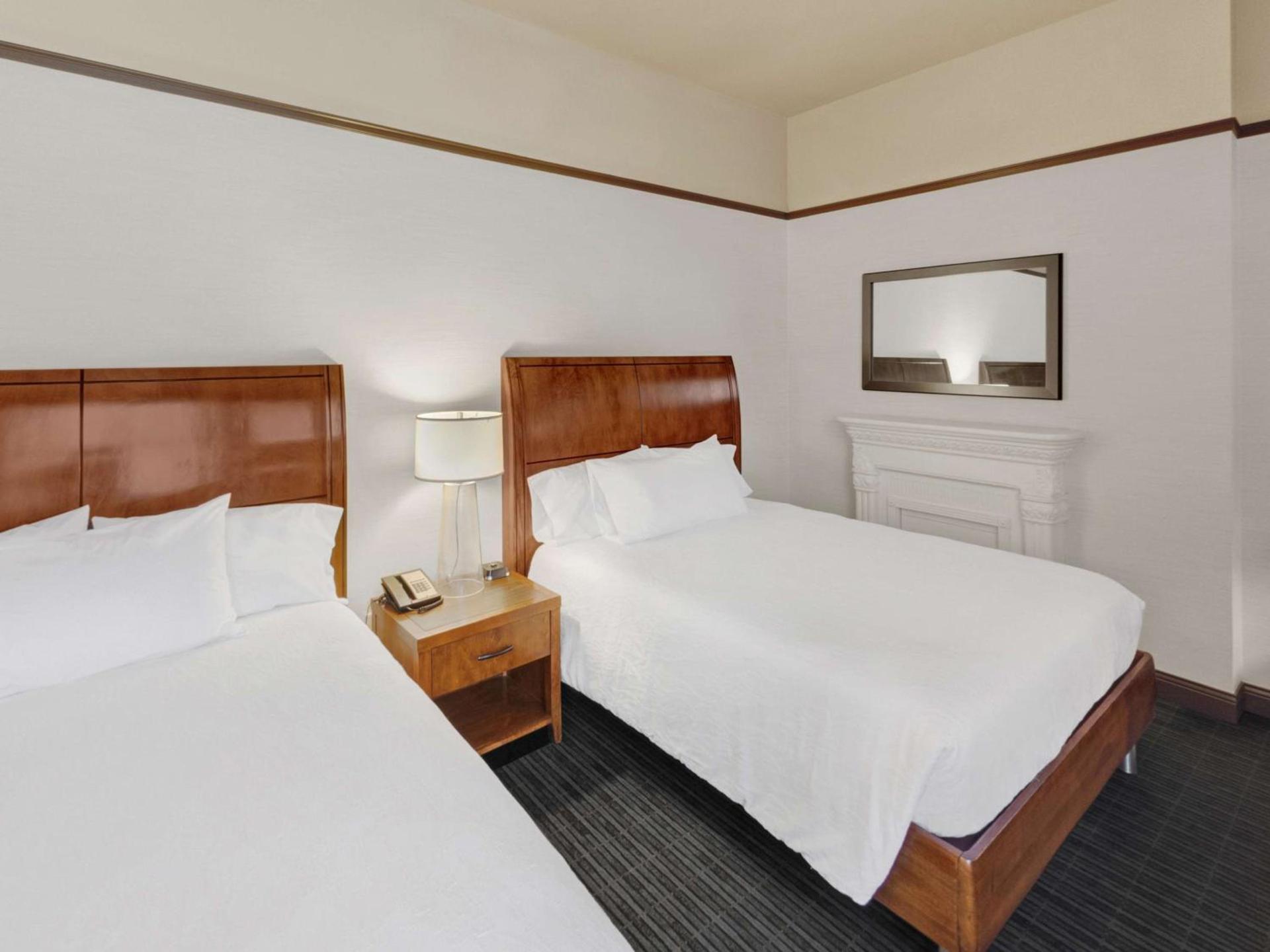Hilton Garden Inn Milwaukee Downtown photo 19
