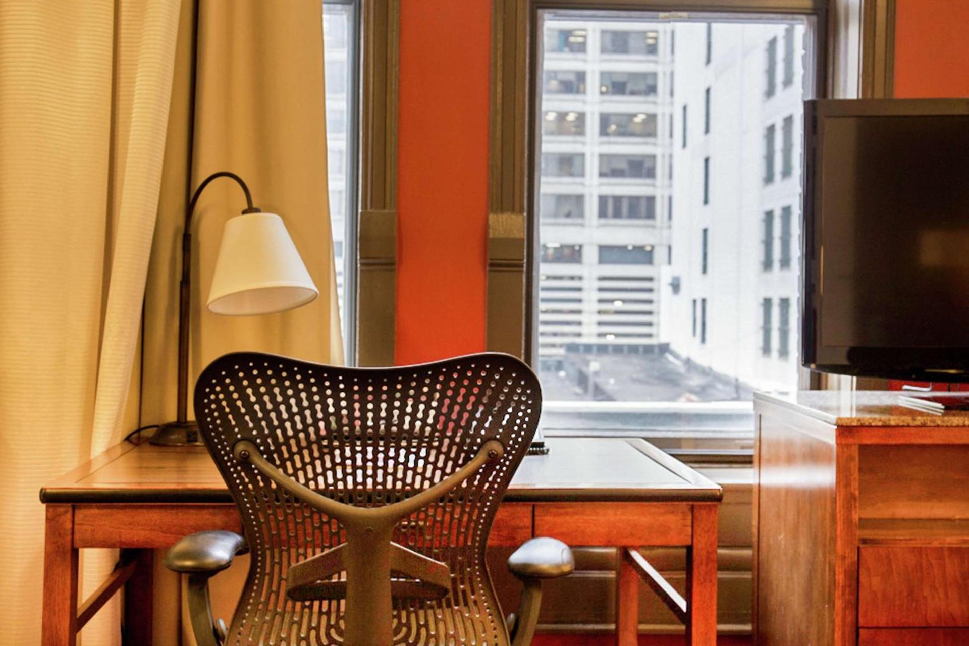 Hilton Garden Inn Milwaukee Downtown photo 32