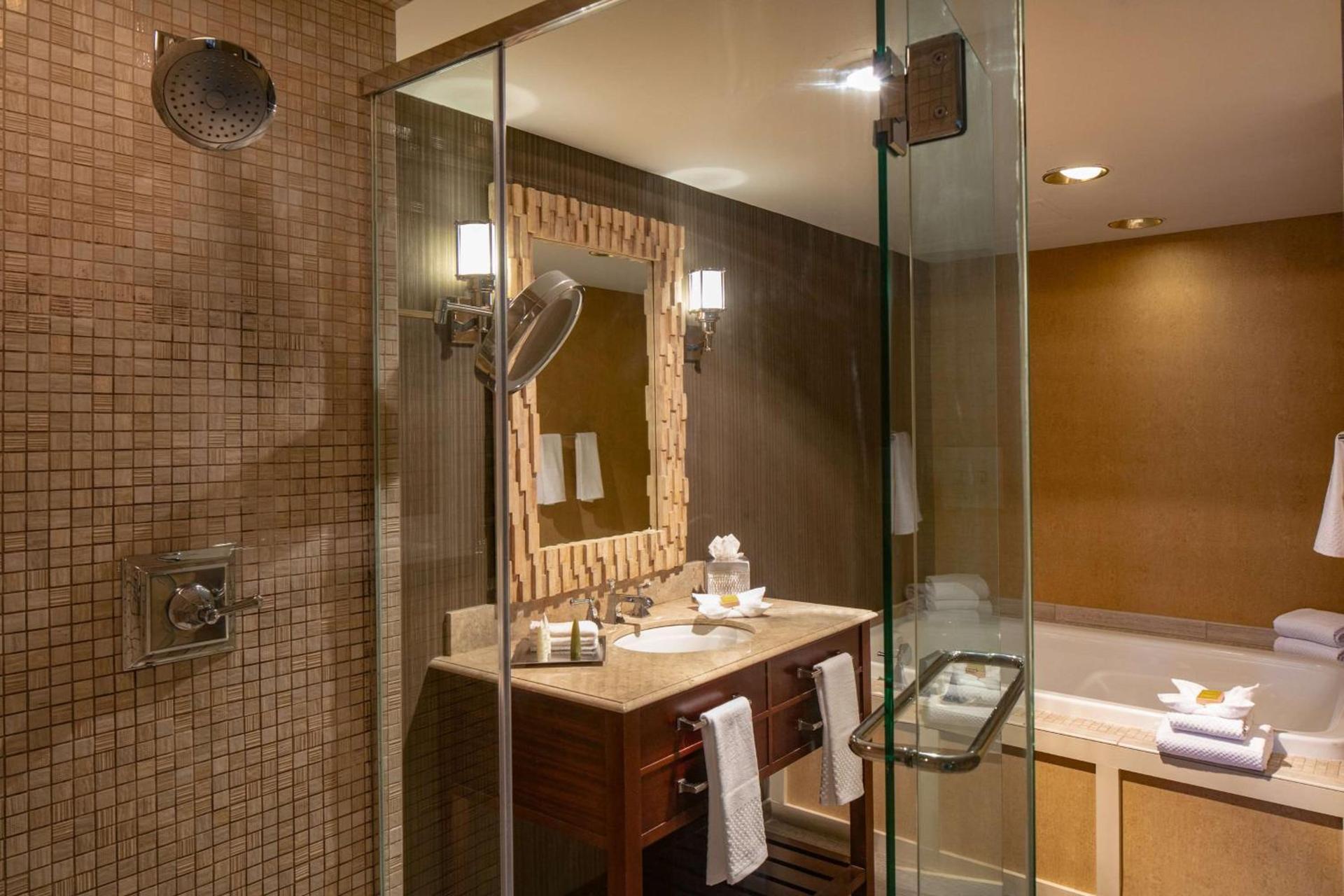 Hilton Milwaukee photo 25
