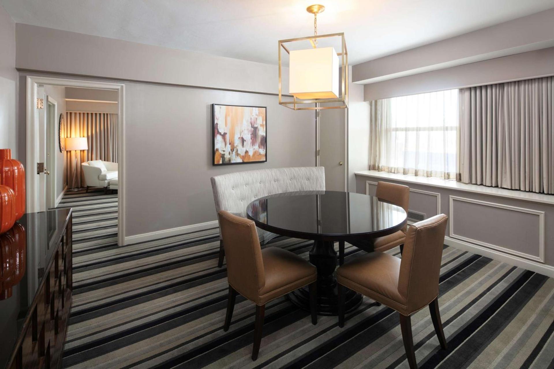 Hilton Milwaukee photo 31