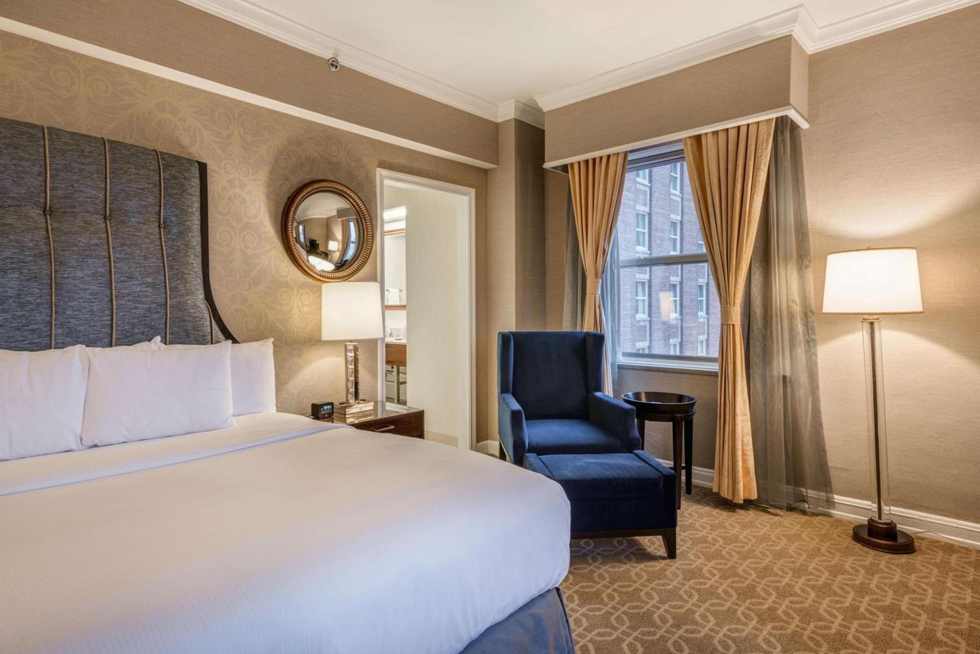 Hilton Milwaukee photo 36