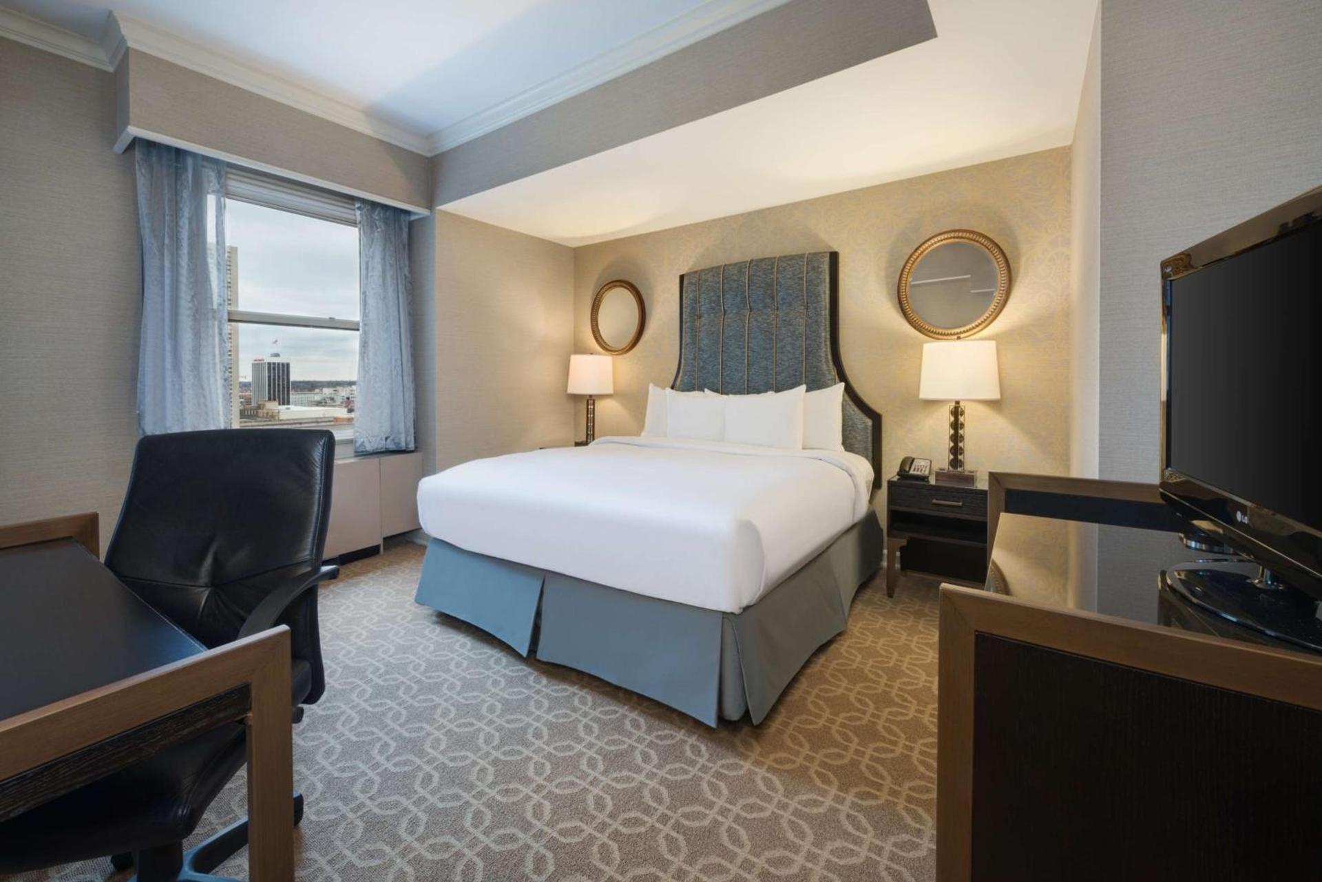 Hilton Milwaukee photo 48