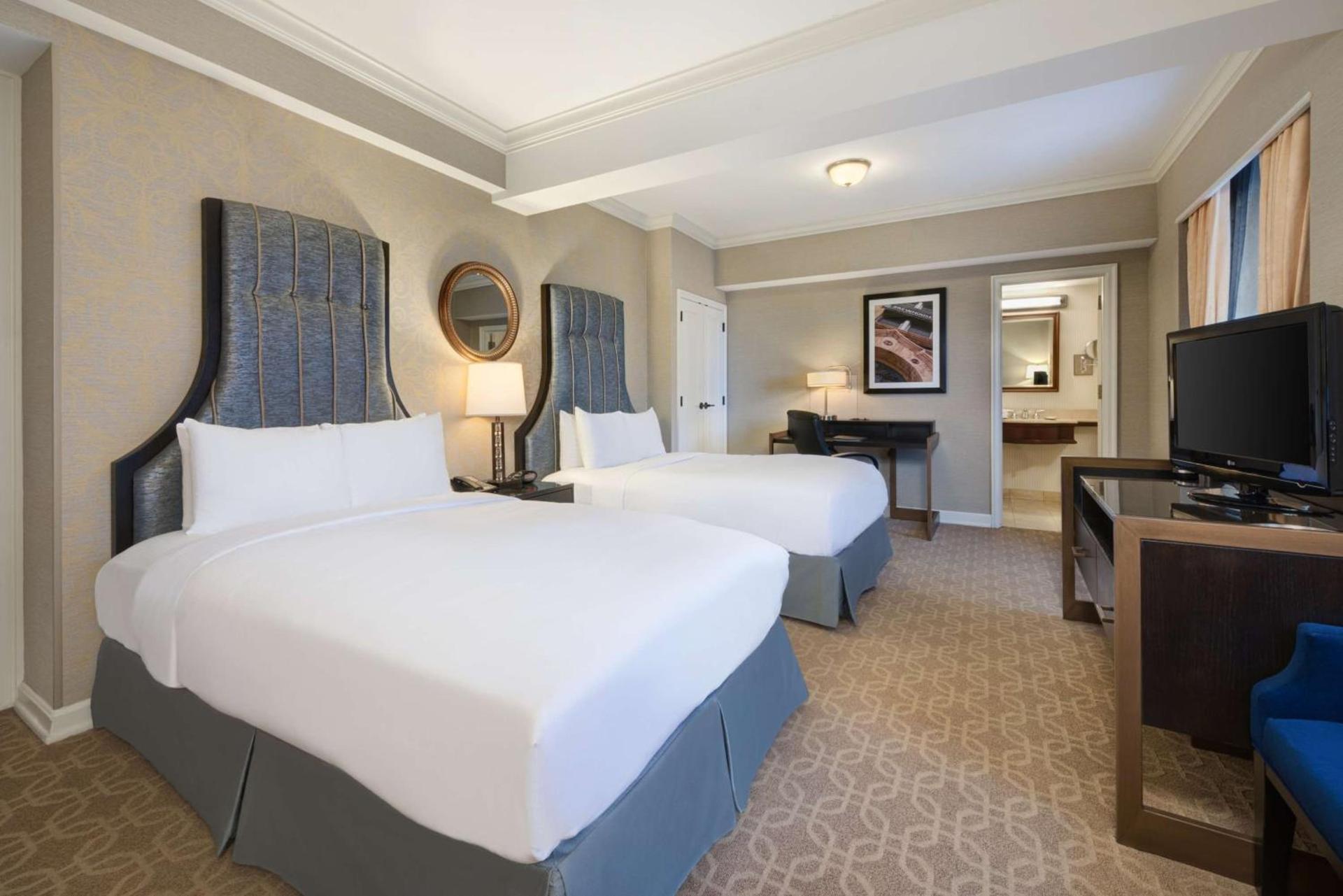 Hilton Milwaukee photo 55
