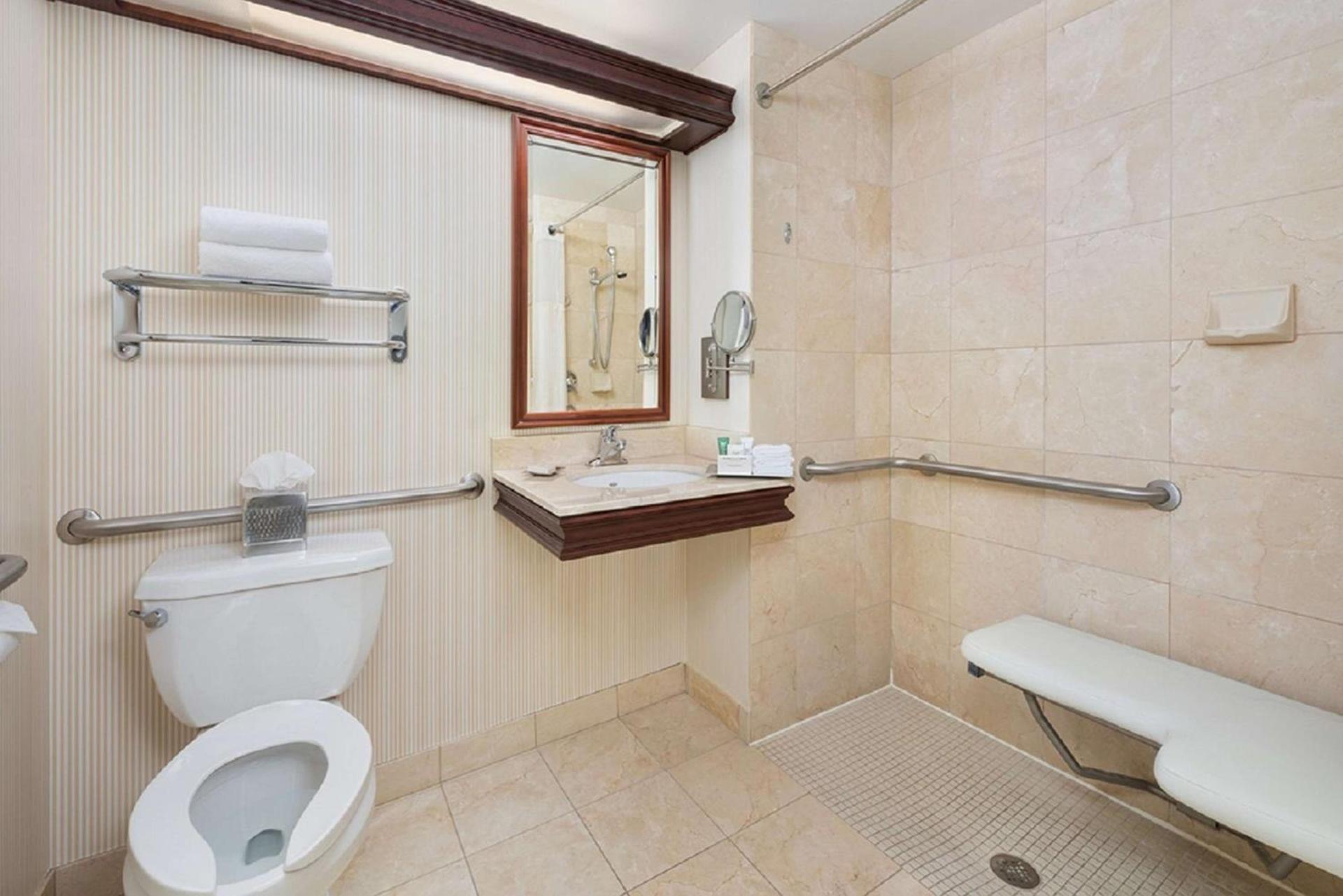 Hilton Milwaukee photo 63