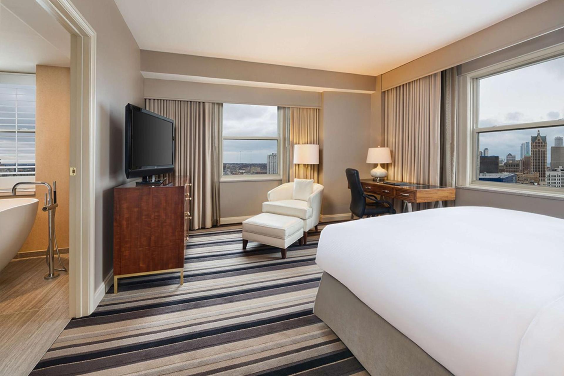 Hilton Milwaukee photo 66