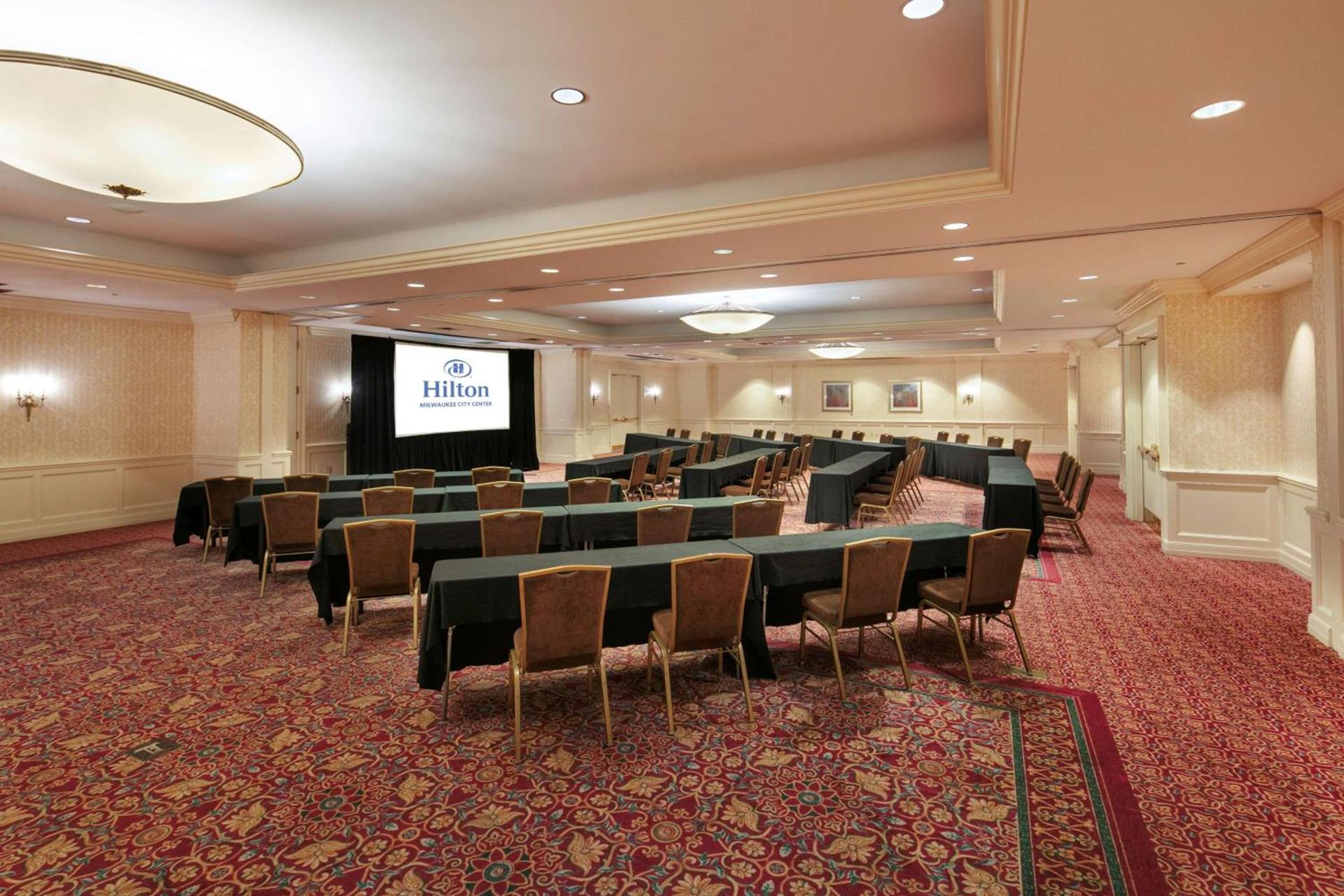 Hilton Milwaukee photo 79