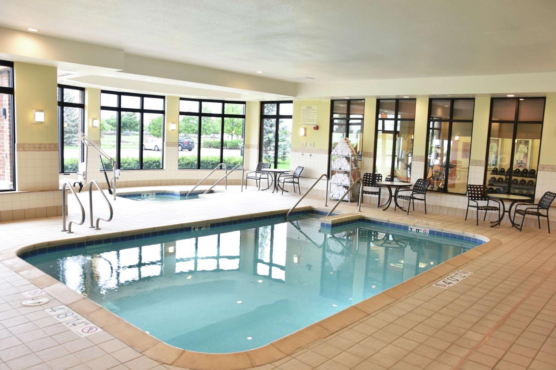 Hilton Garden Inn Oconomowoc photo 11