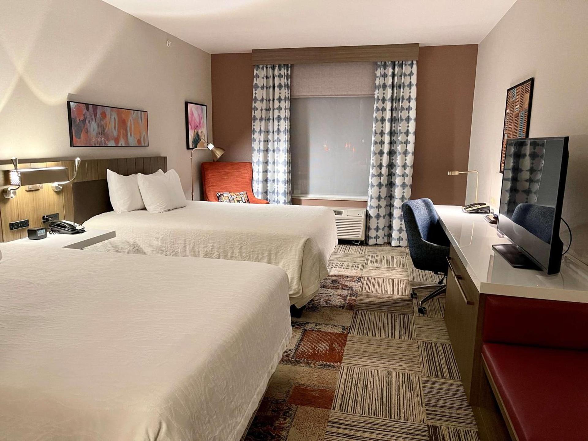 Hilton Garden Inn Oconomowoc photo 26