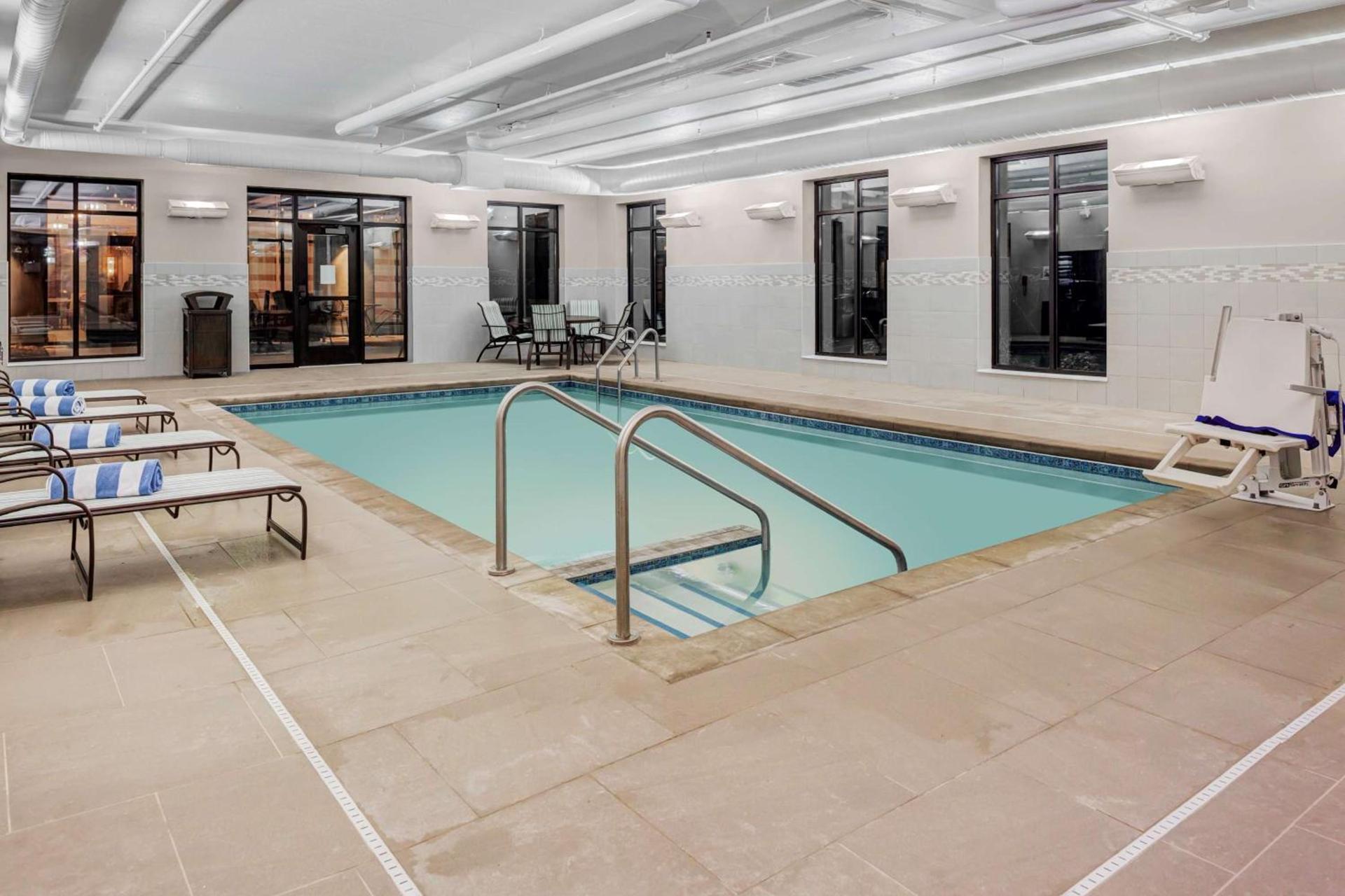 Homewood Suites By Hilton Wauwatosa Milwaukee photo 13