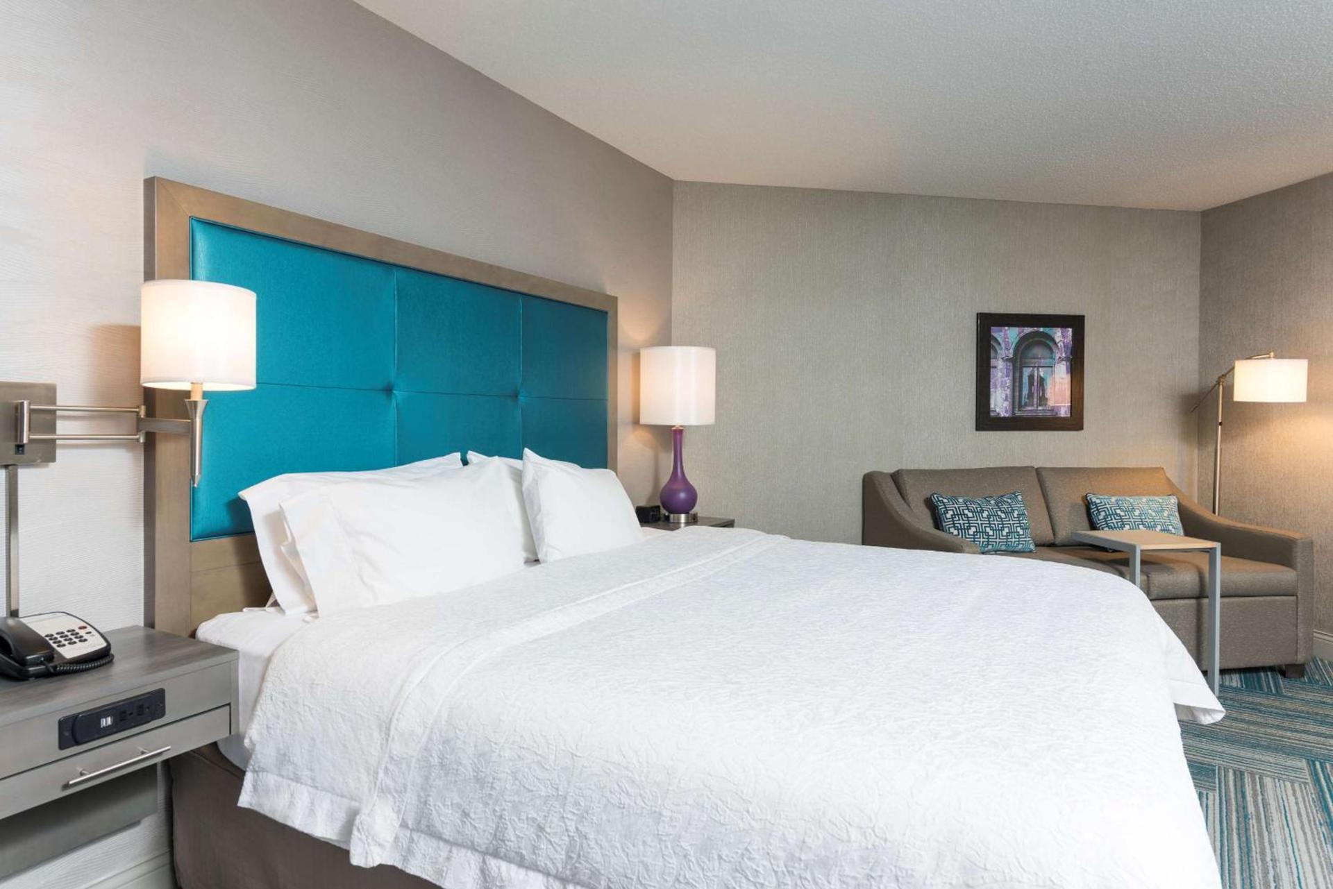 Hampton Inn Midland photo 12