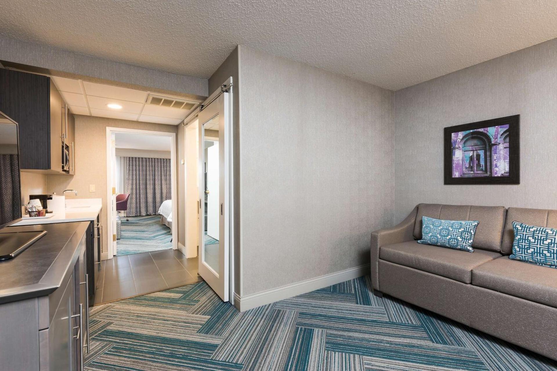 Hampton Inn Midland photo 16