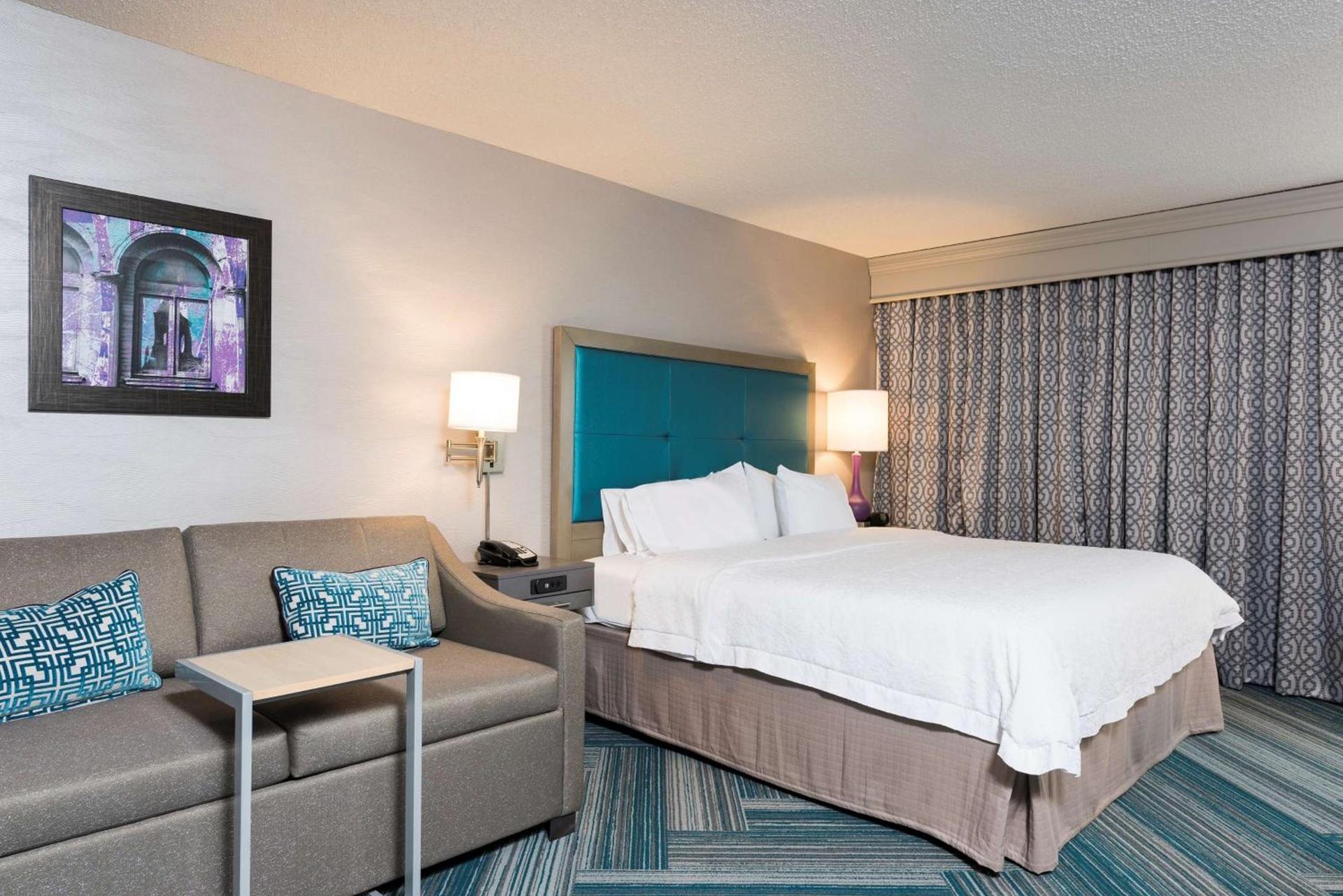 Hampton Inn Midland photo 20