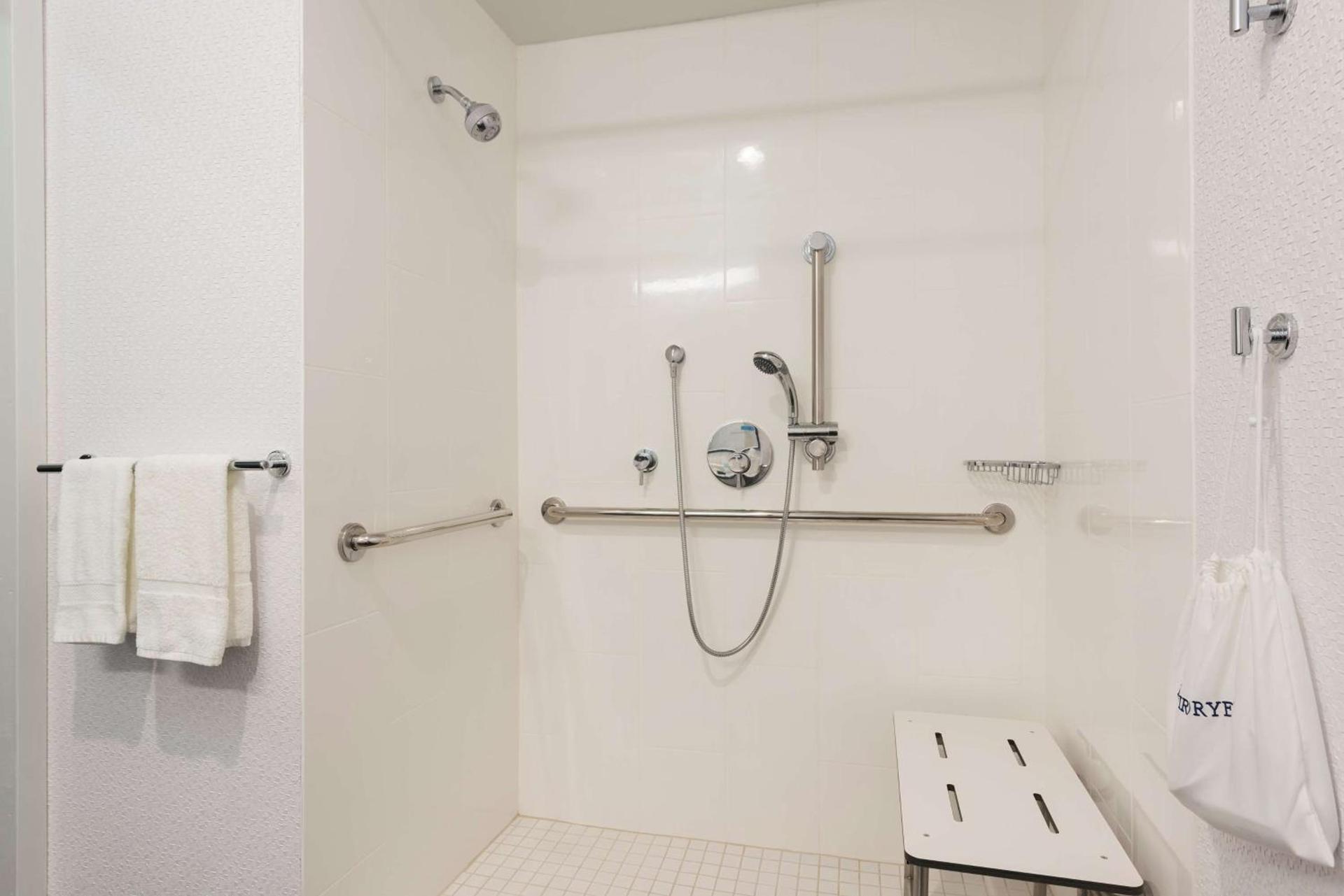 Hampton Inn Midland photo 24
