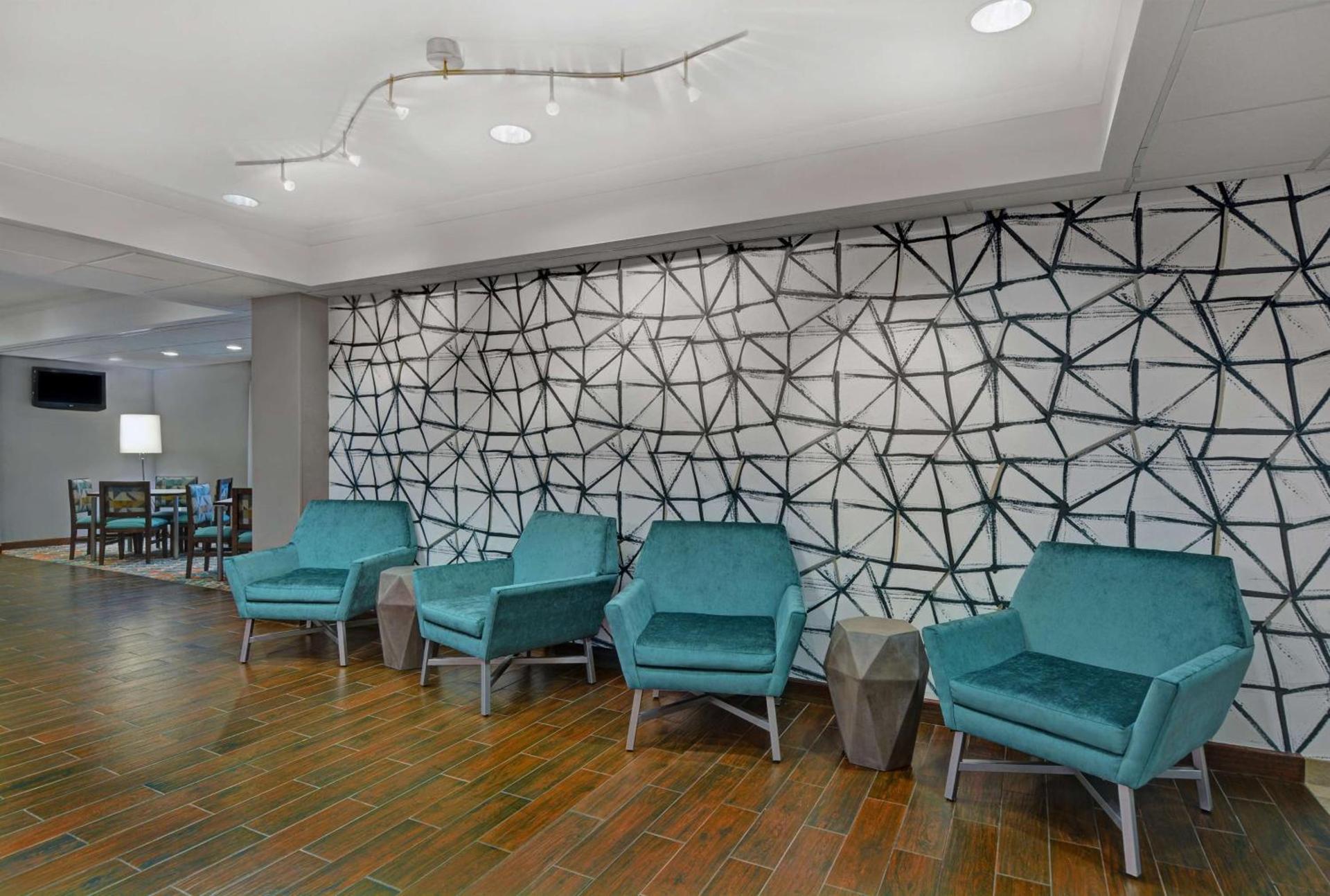 Hampton Inn Charlotte Monroe photo 5