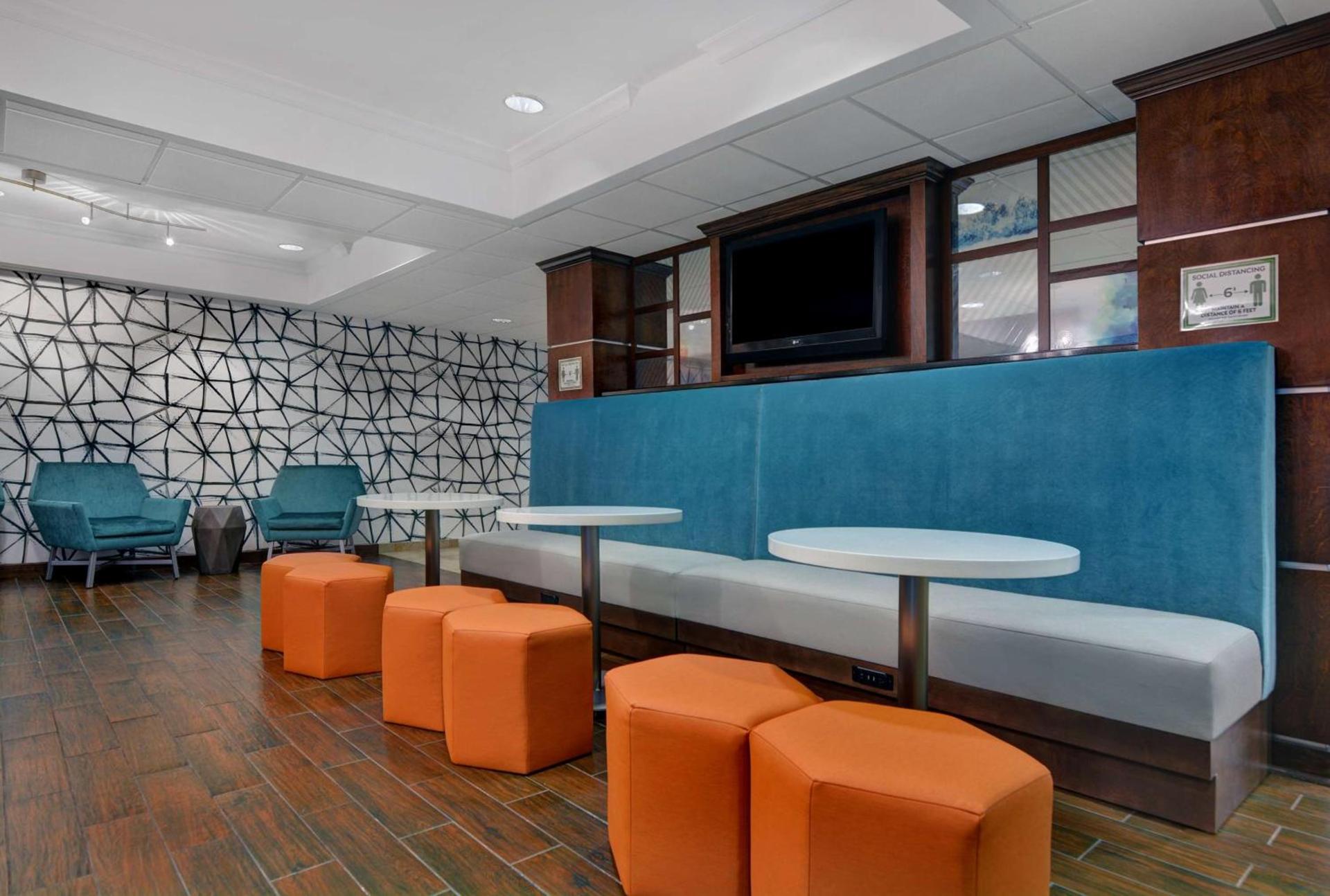 Hampton Inn Charlotte Monroe photo 14