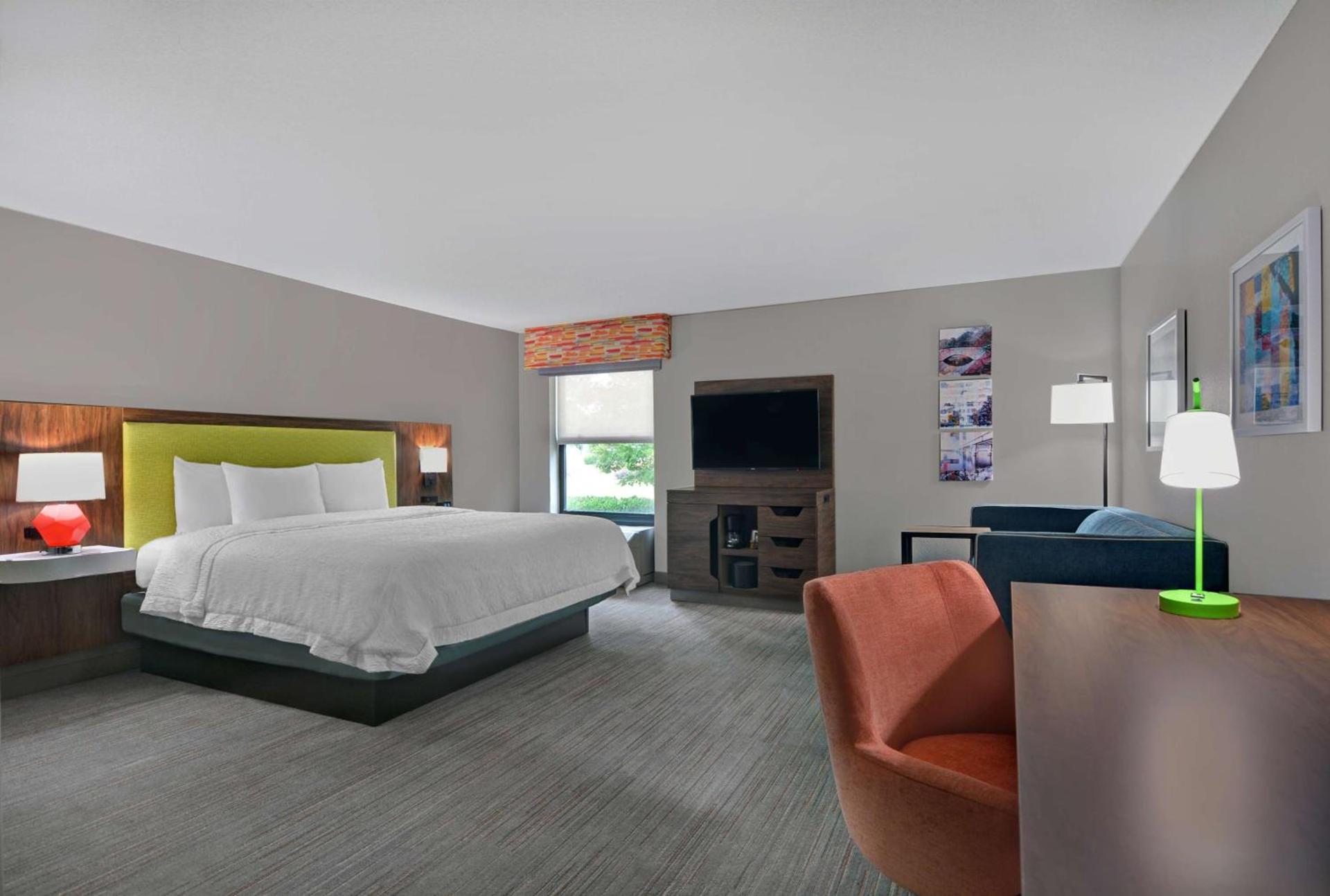 Hampton Inn Charlotte Monroe photo 22
